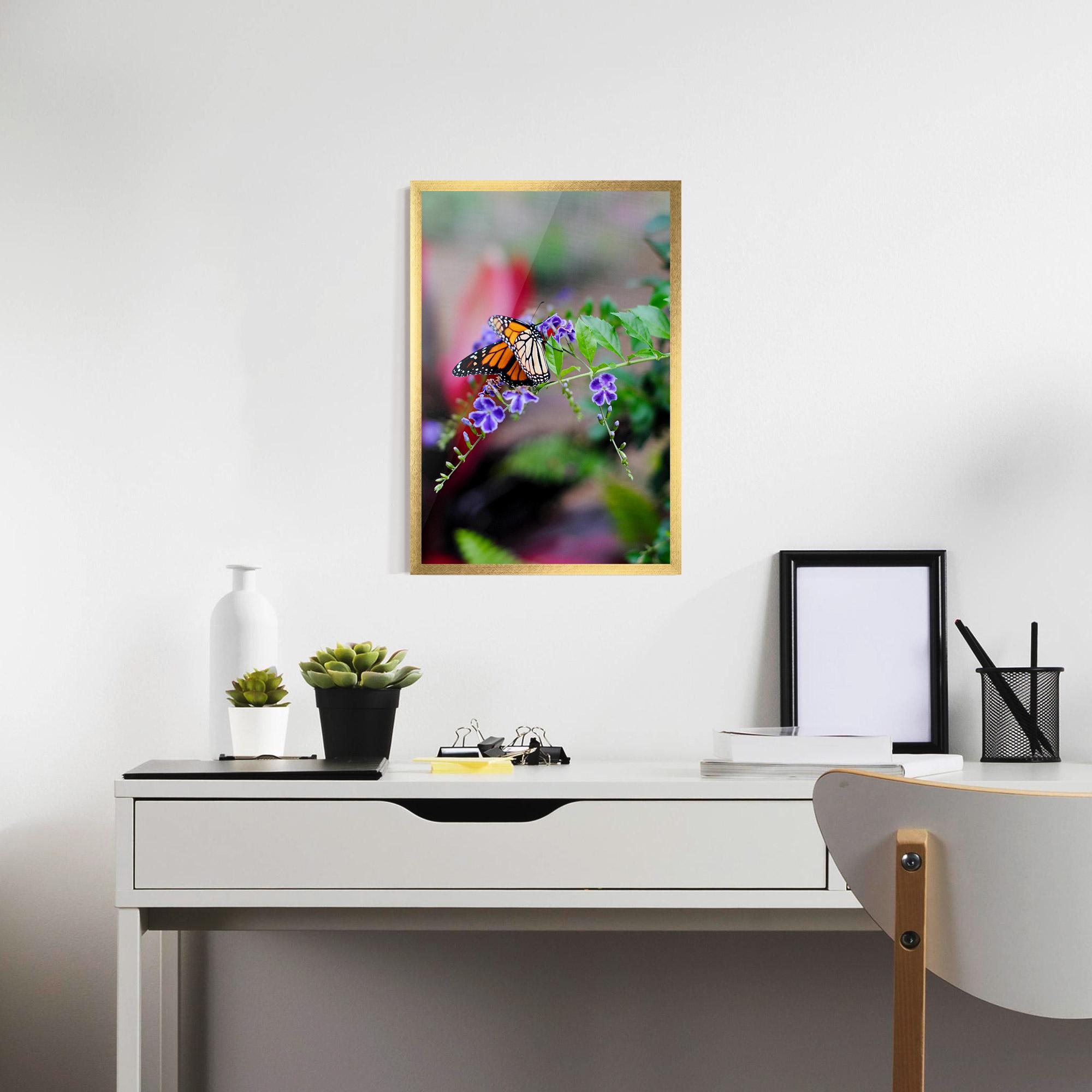 Poster Înrămat Strong Orange Butterfly mockup 7