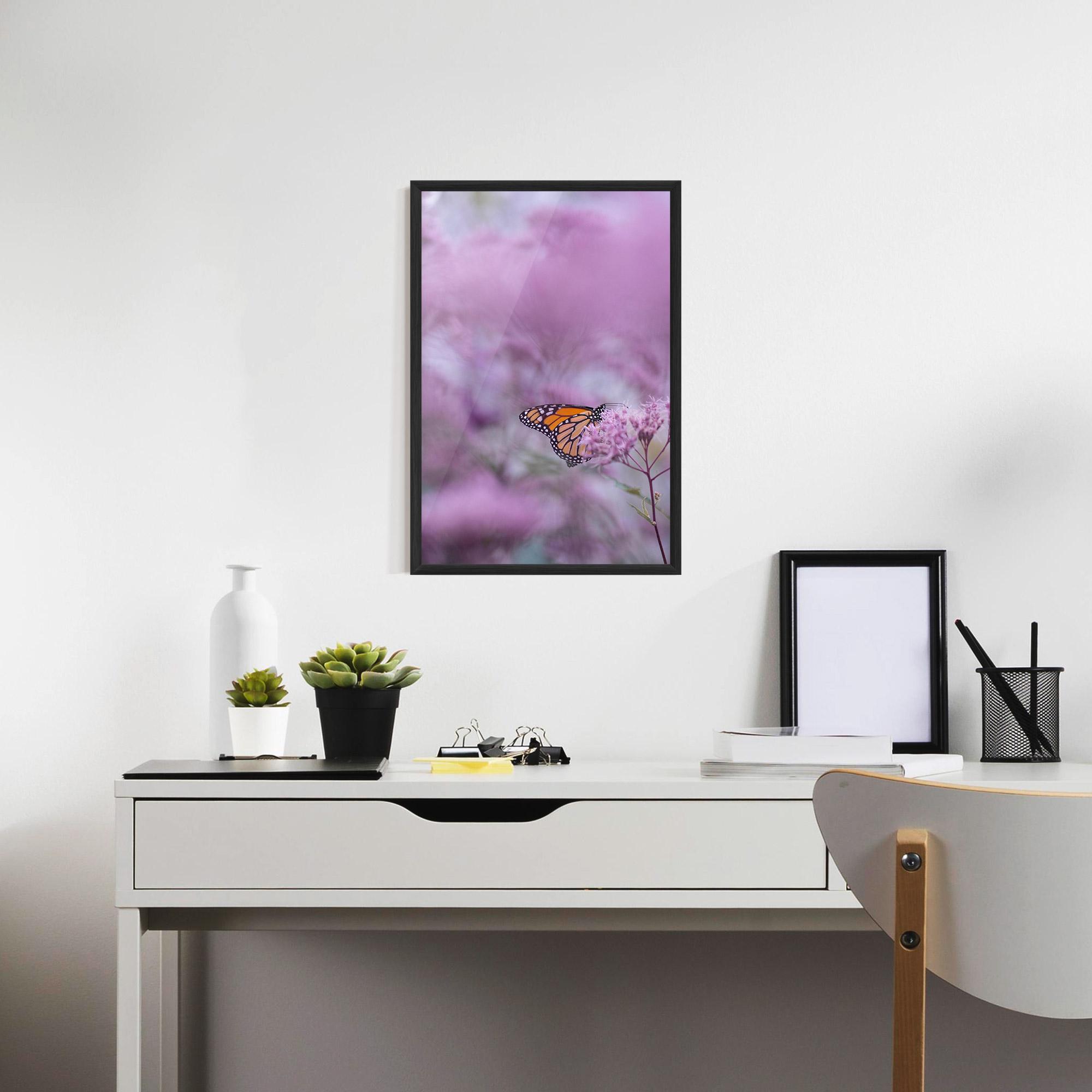Poster Înrămat Purple Flower Butterfly mockup 7