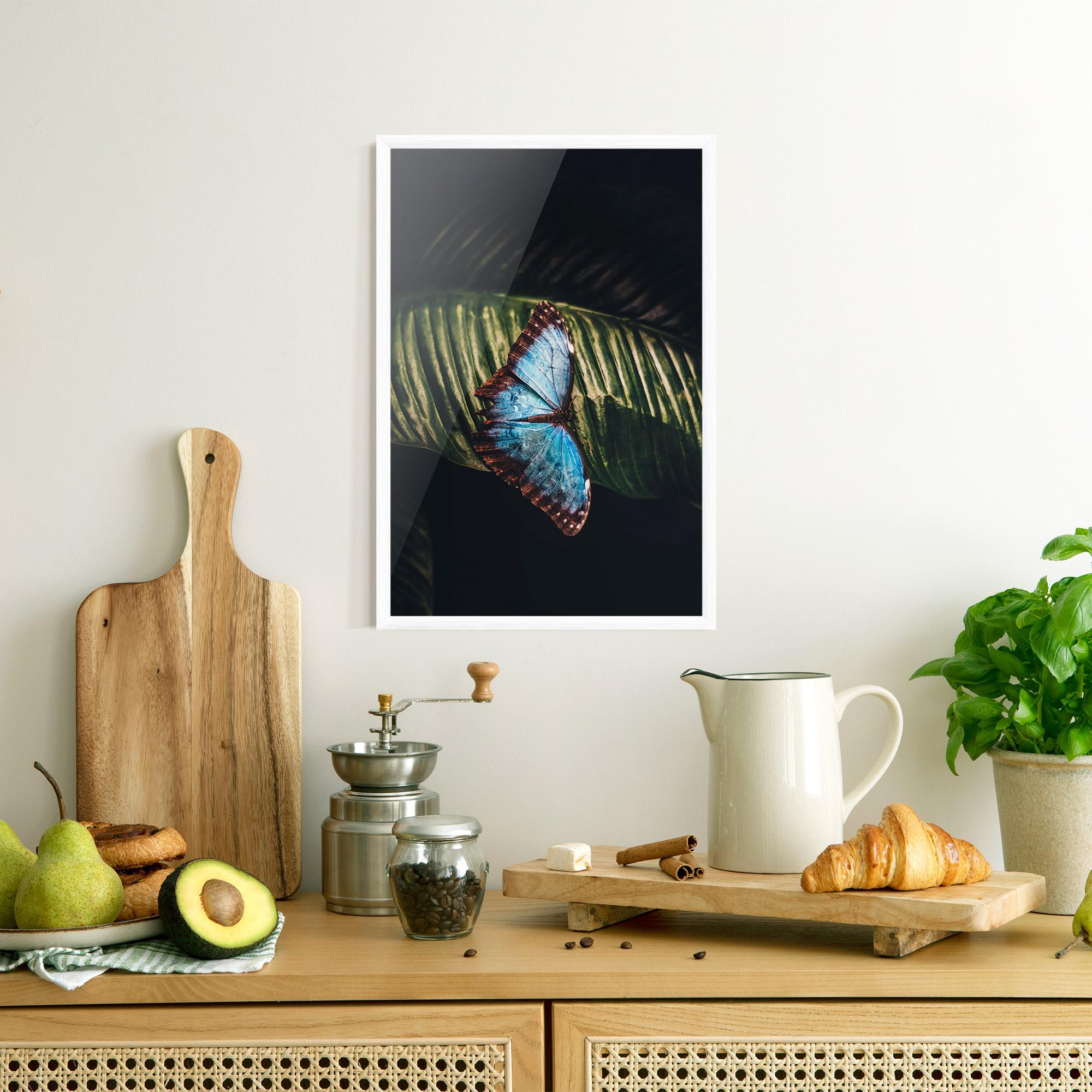 Poster Înrămat Light Blue Butterfly mockup 8