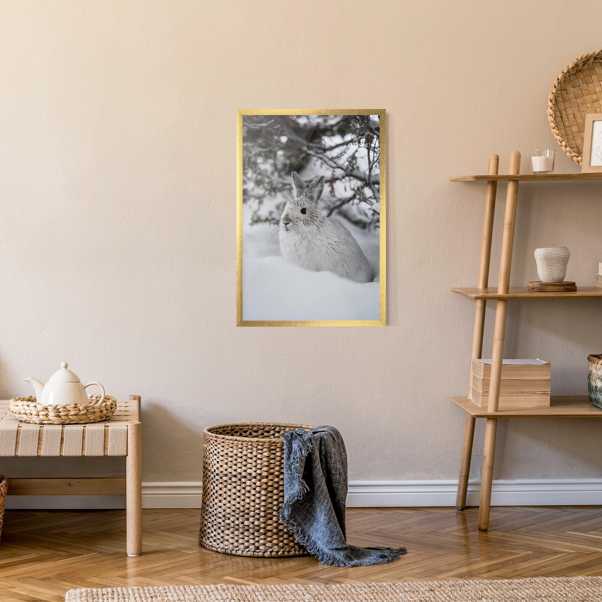 Poster Înrămat Bunny In Snow mockup 9