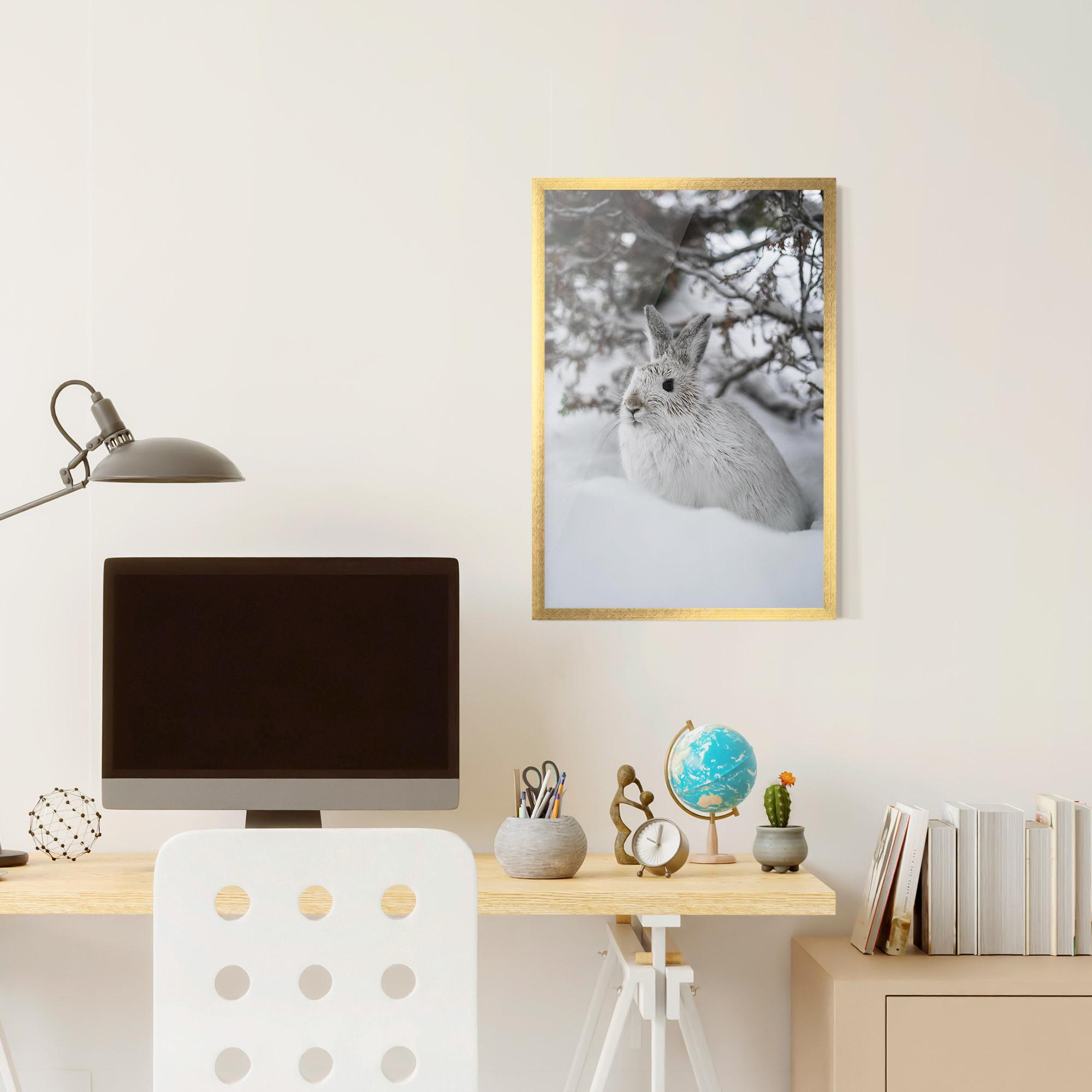 Poster Înrămat Bunny In Snow mockup 6