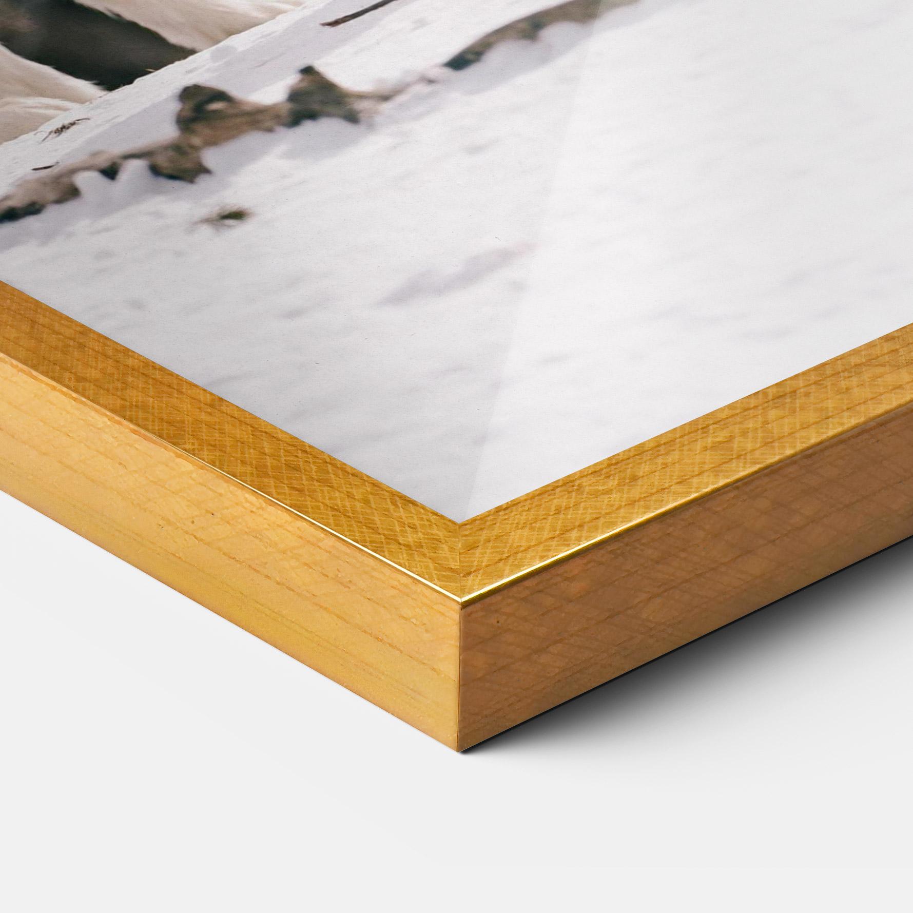 Poster Înrămat White Wolf Waiting mockup 3