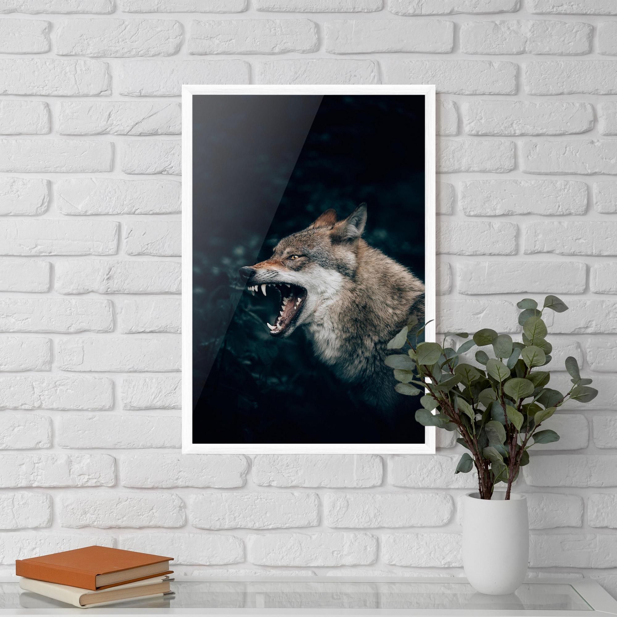 Poster Înrămat Angry Wolf In The Forest mockup 5