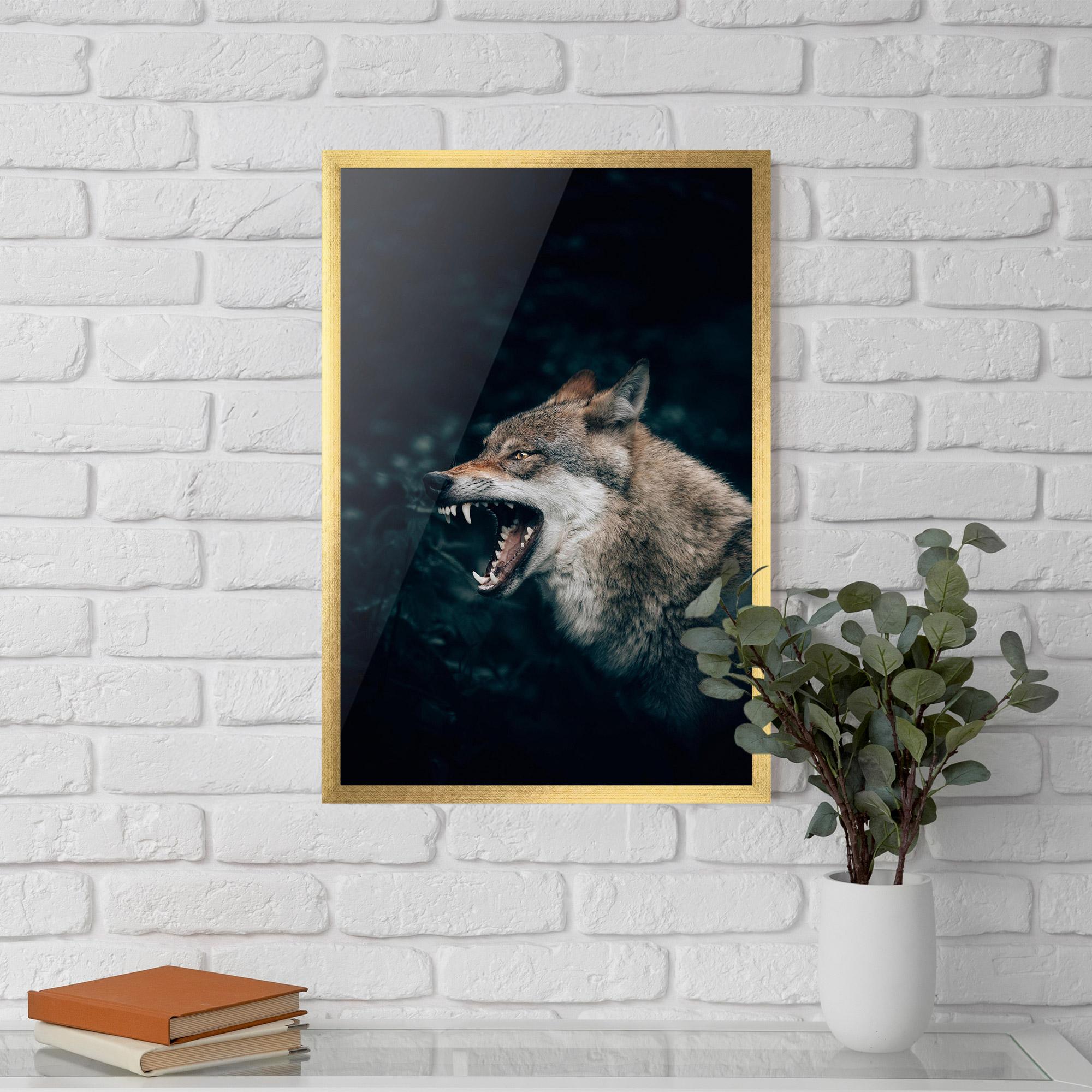Poster Înrămat Angry Wolf In The Forest mockup 5