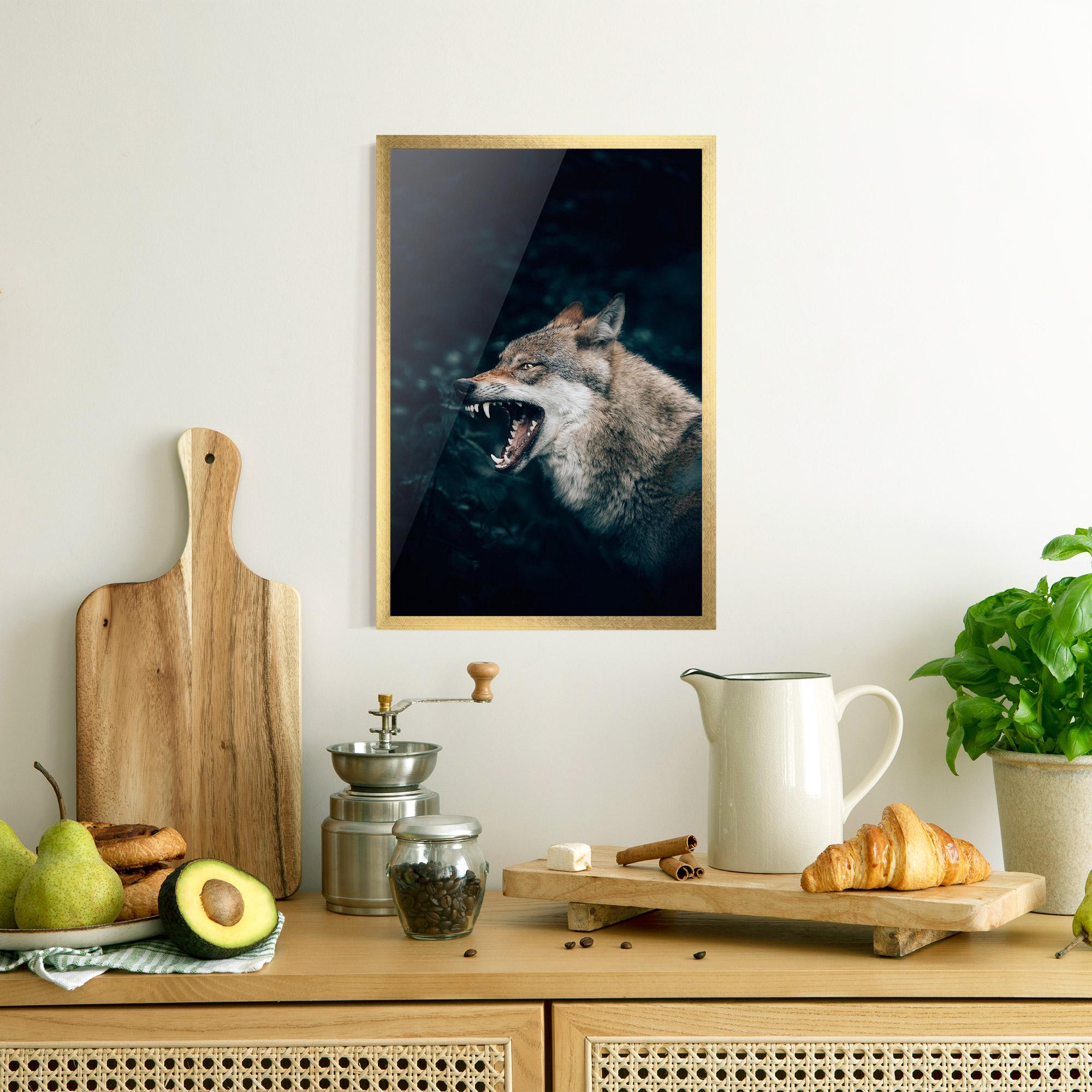 Poster Înrămat Angry Wolf In The Forest mockup 8