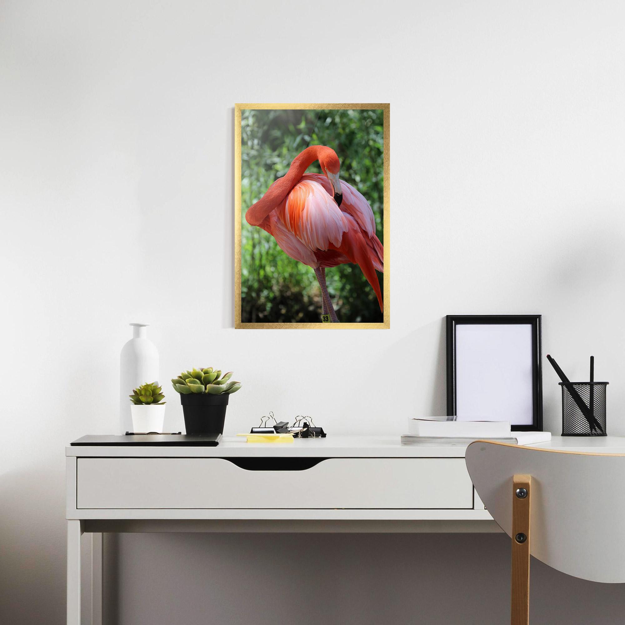 Poster Înrămat Red Flamingo mockup 7