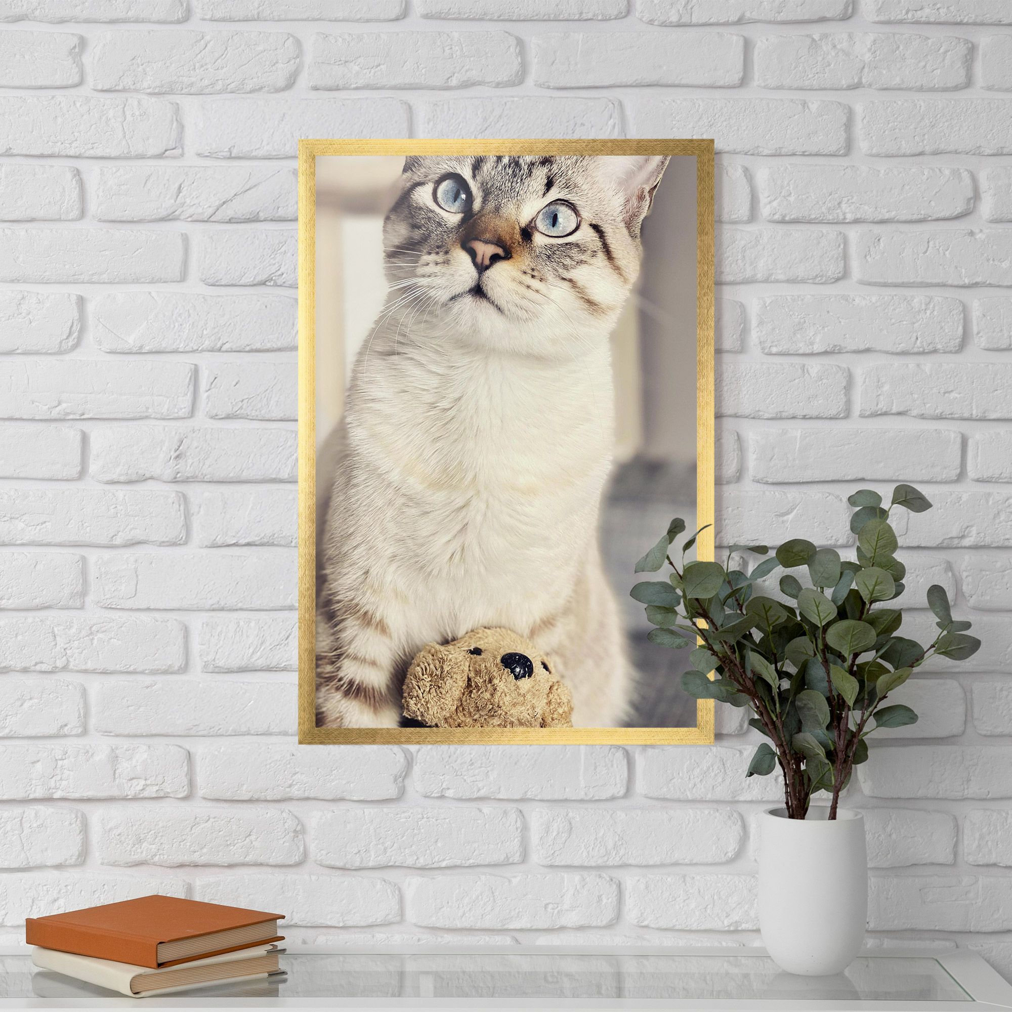 Pretty Blue Eyes Cat mockup 5