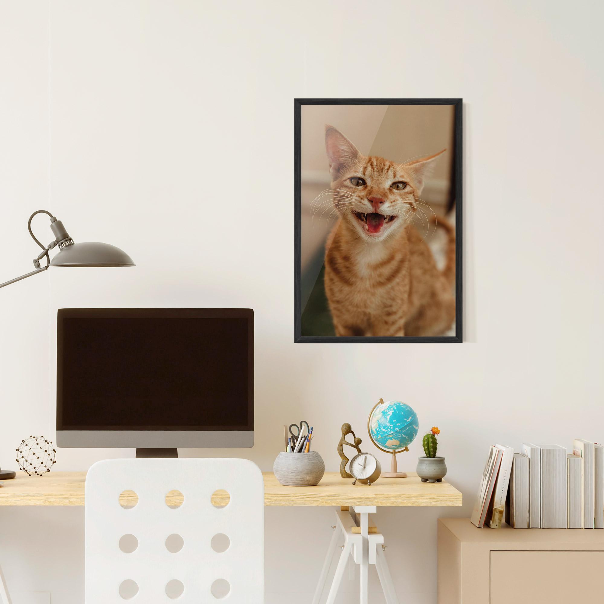 Poster Înrămat Orange Cat Smiling mockup 6