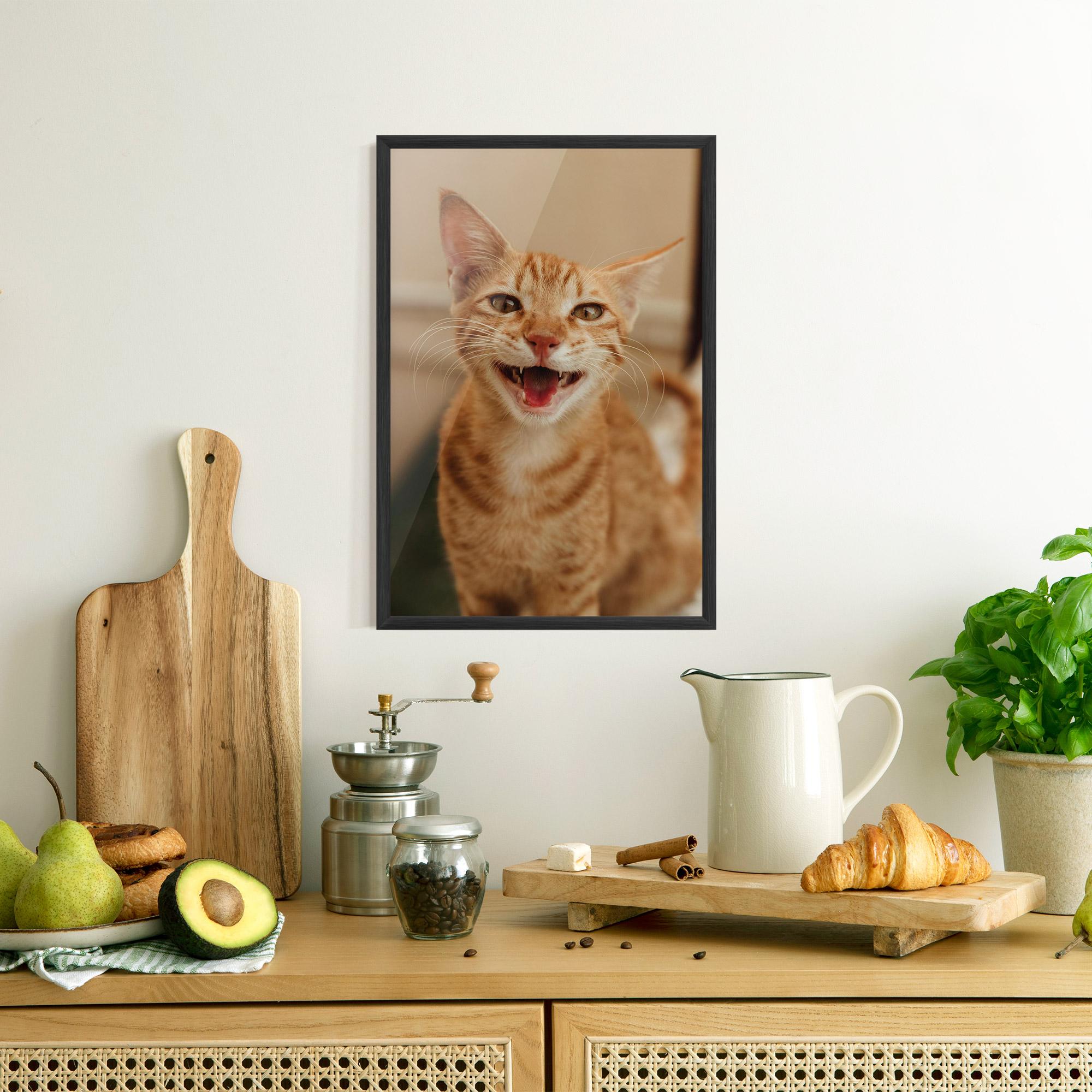 Poster Înrămat Orange Cat Smiling mockup 8