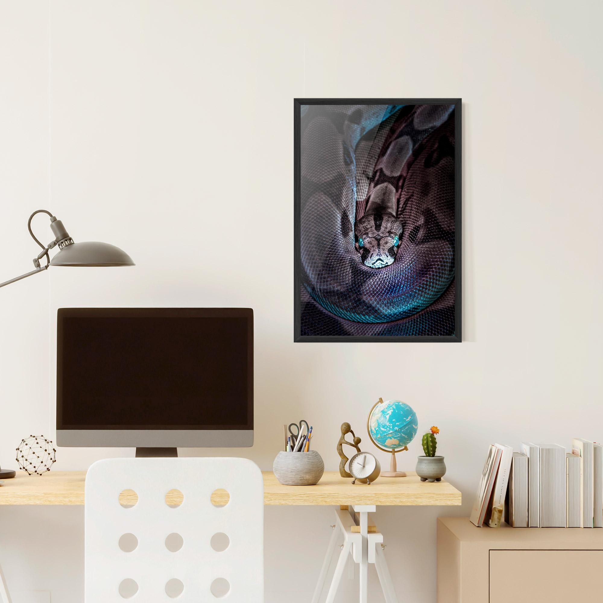 Poster Înrămat Vibrant Snake mockup 6