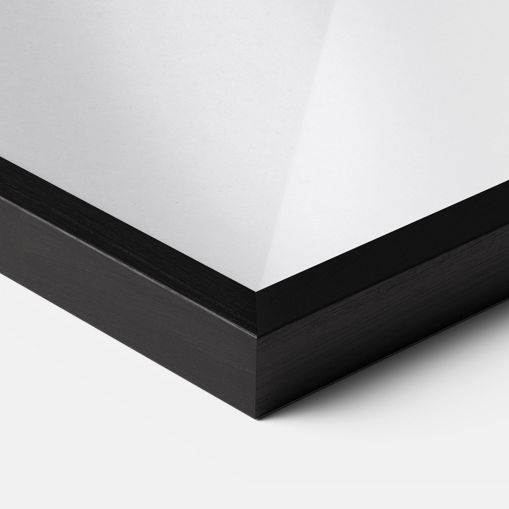 Poster Înrămat Bear Wearing A Scarf mockup 3