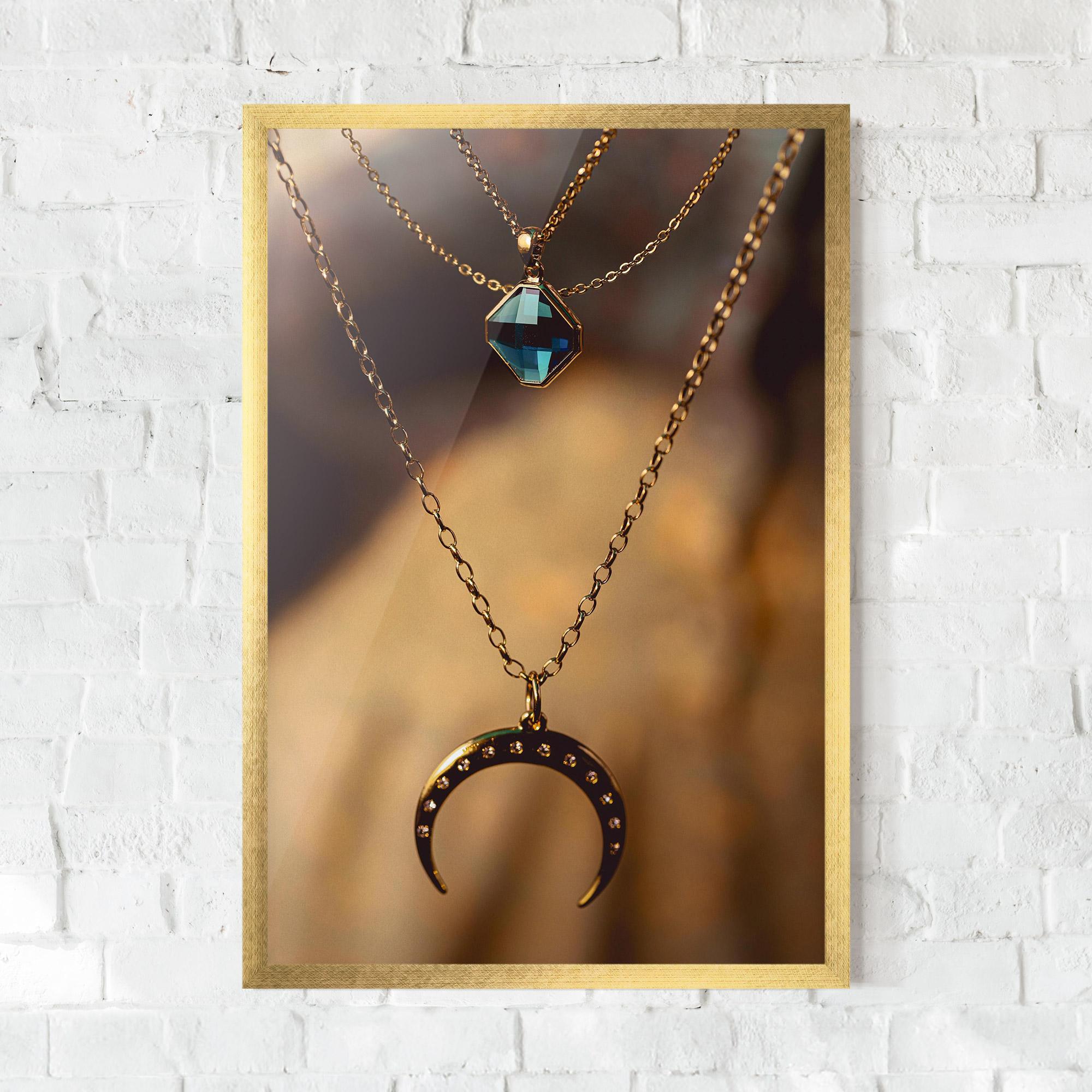Poster Înrămat Moon Blue Necklace mockup 0