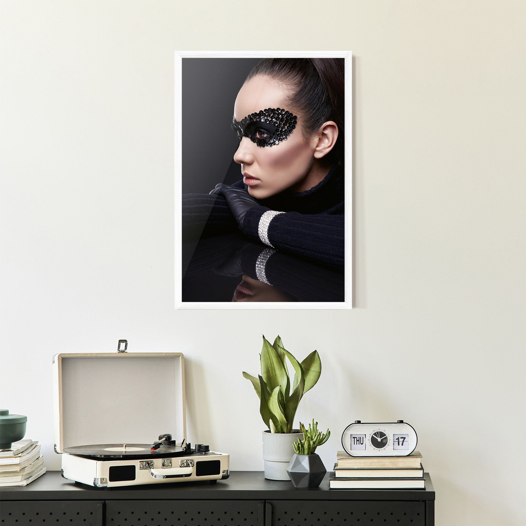 Mirrored Bracelet mockup 2