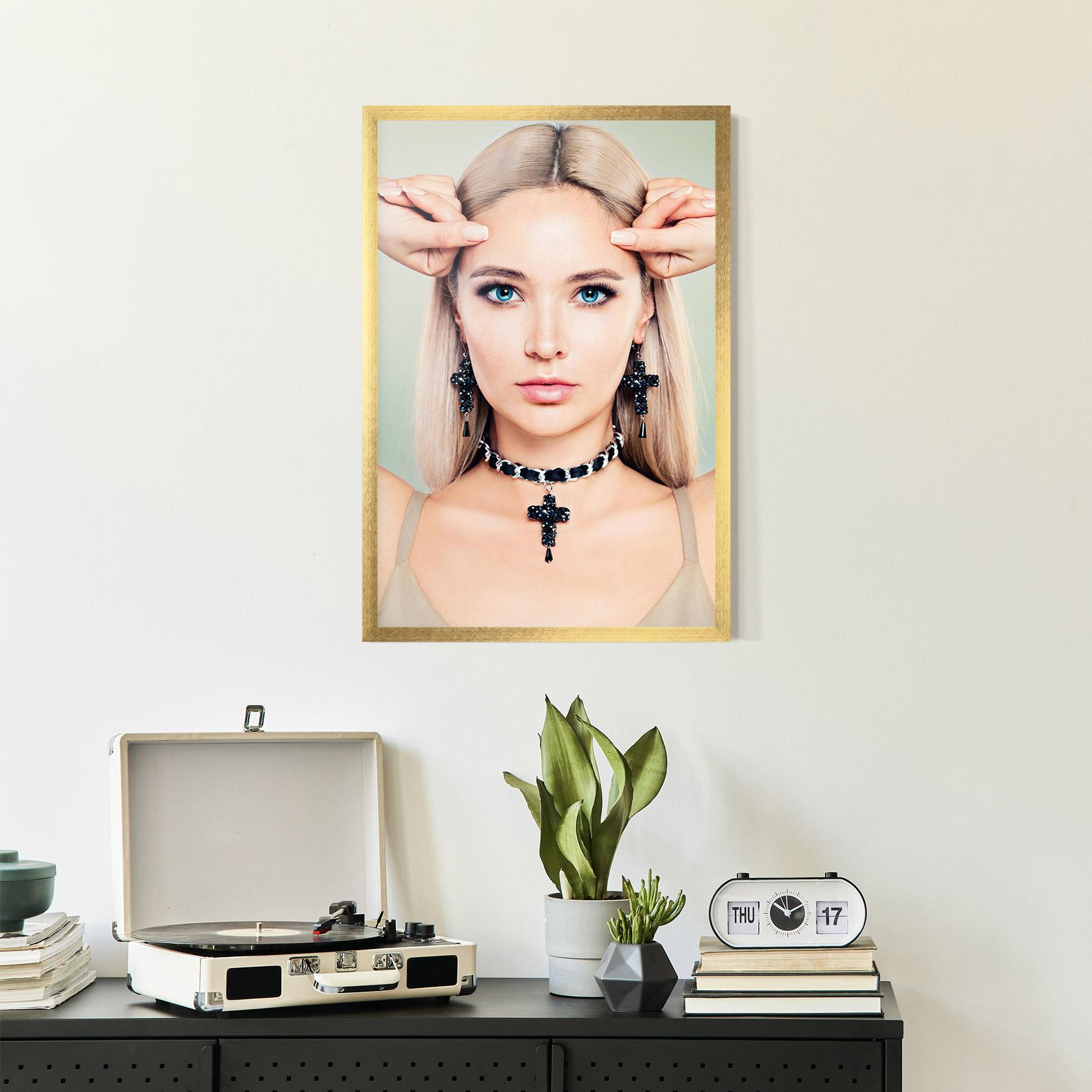 Poster Înrămat Matchy Earrings Necklaces mockup 2