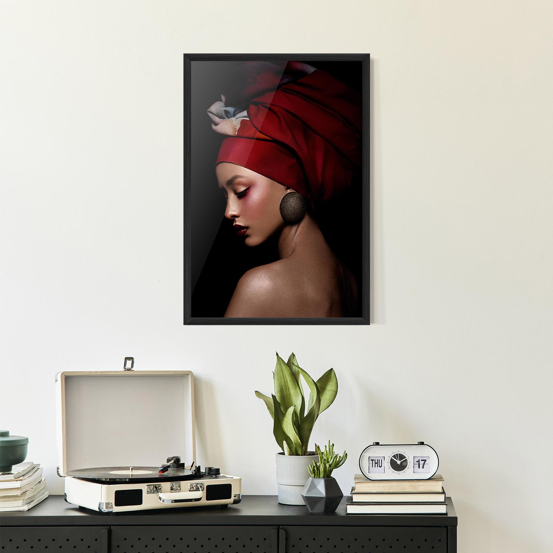 Poster Înrămat Big Circle Earring mockup 2