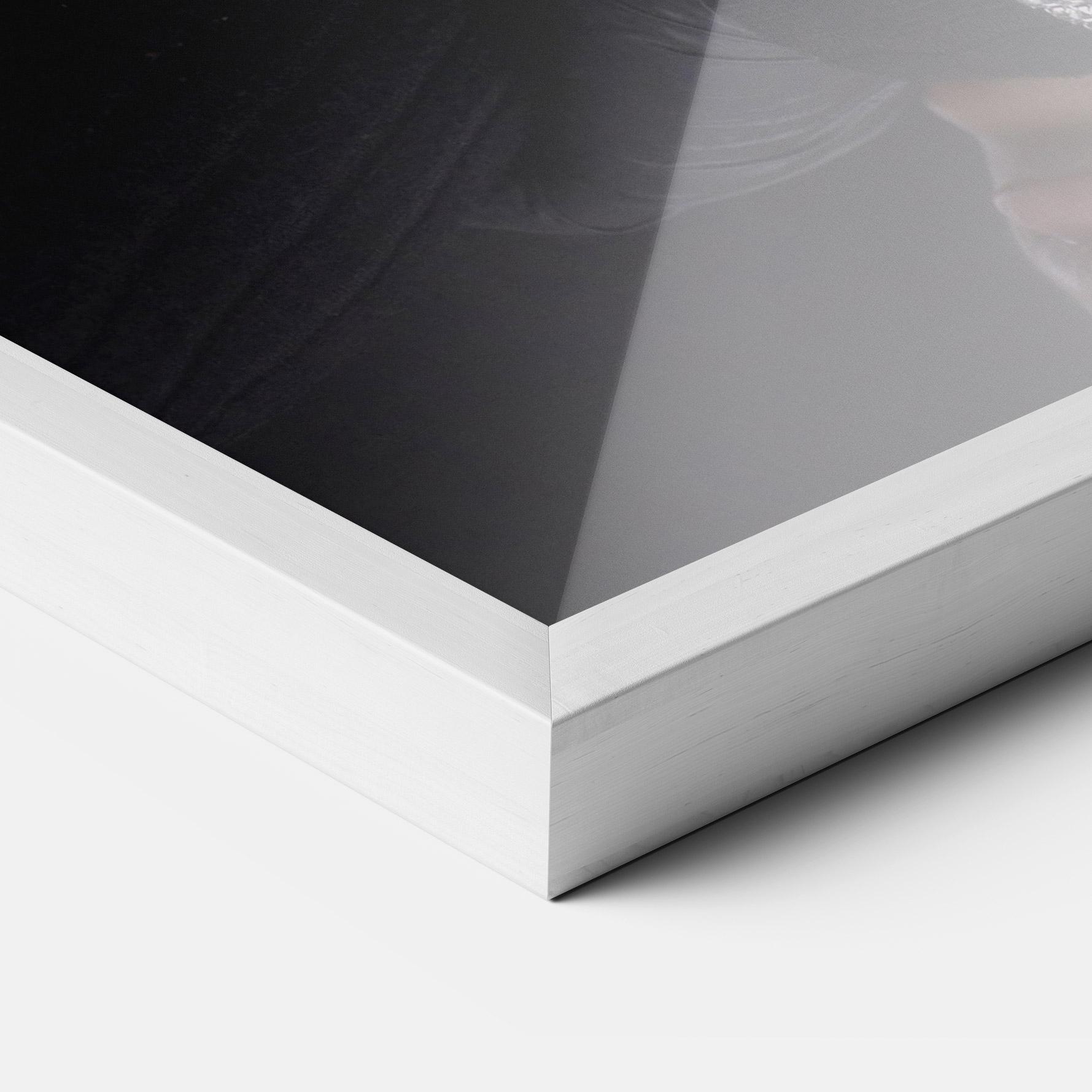 Poster Înrămat Mirrored Bracelet mockup 3