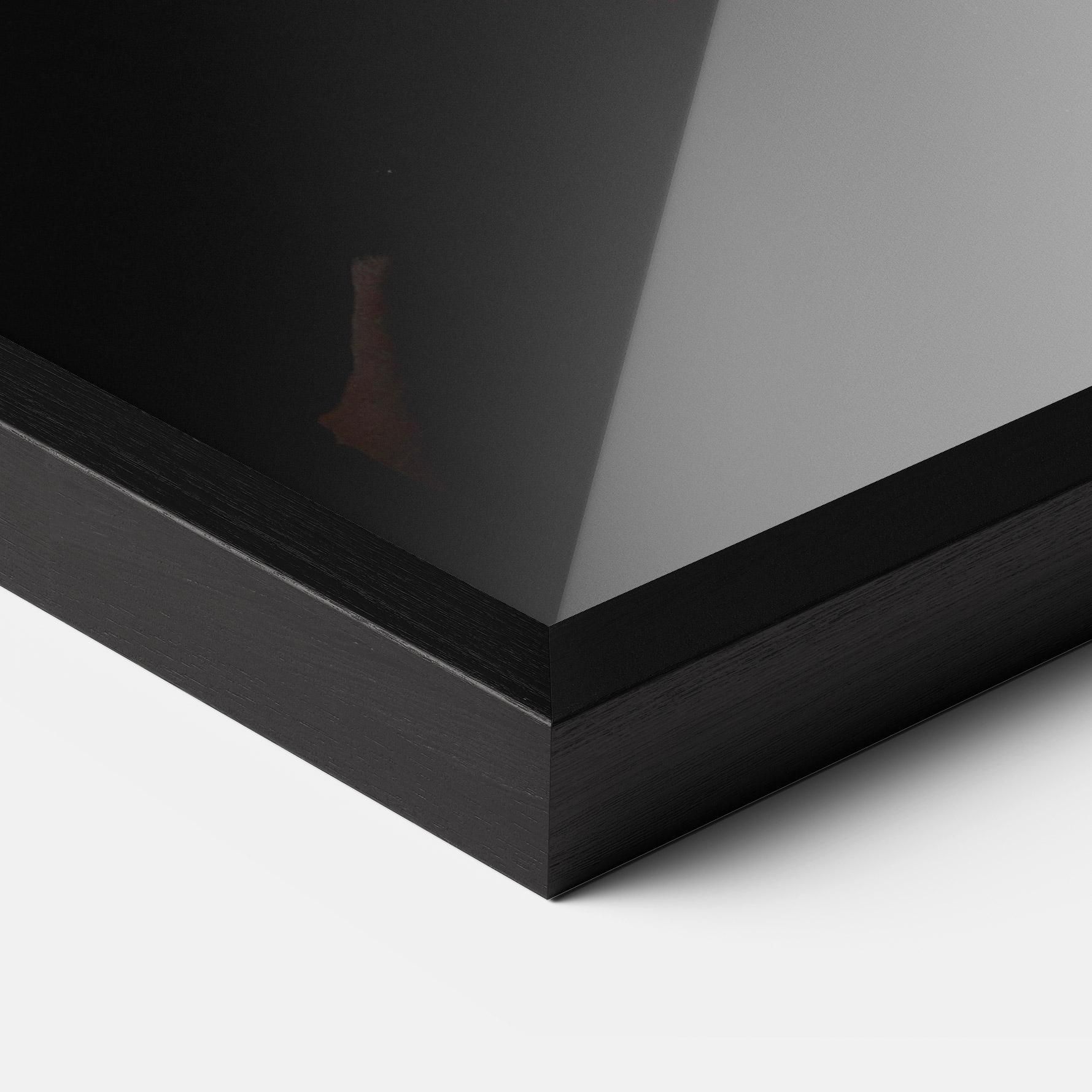 Poster Înrămat Beauty Gold mockup 3