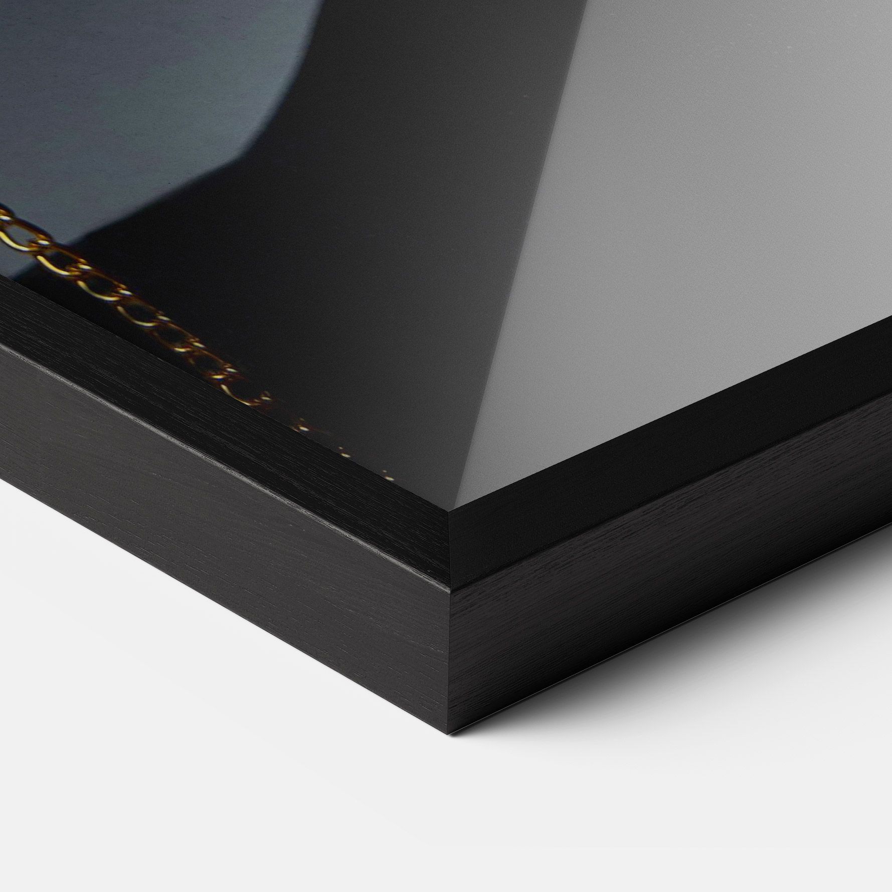 Pretty Gold Chain mockup 3