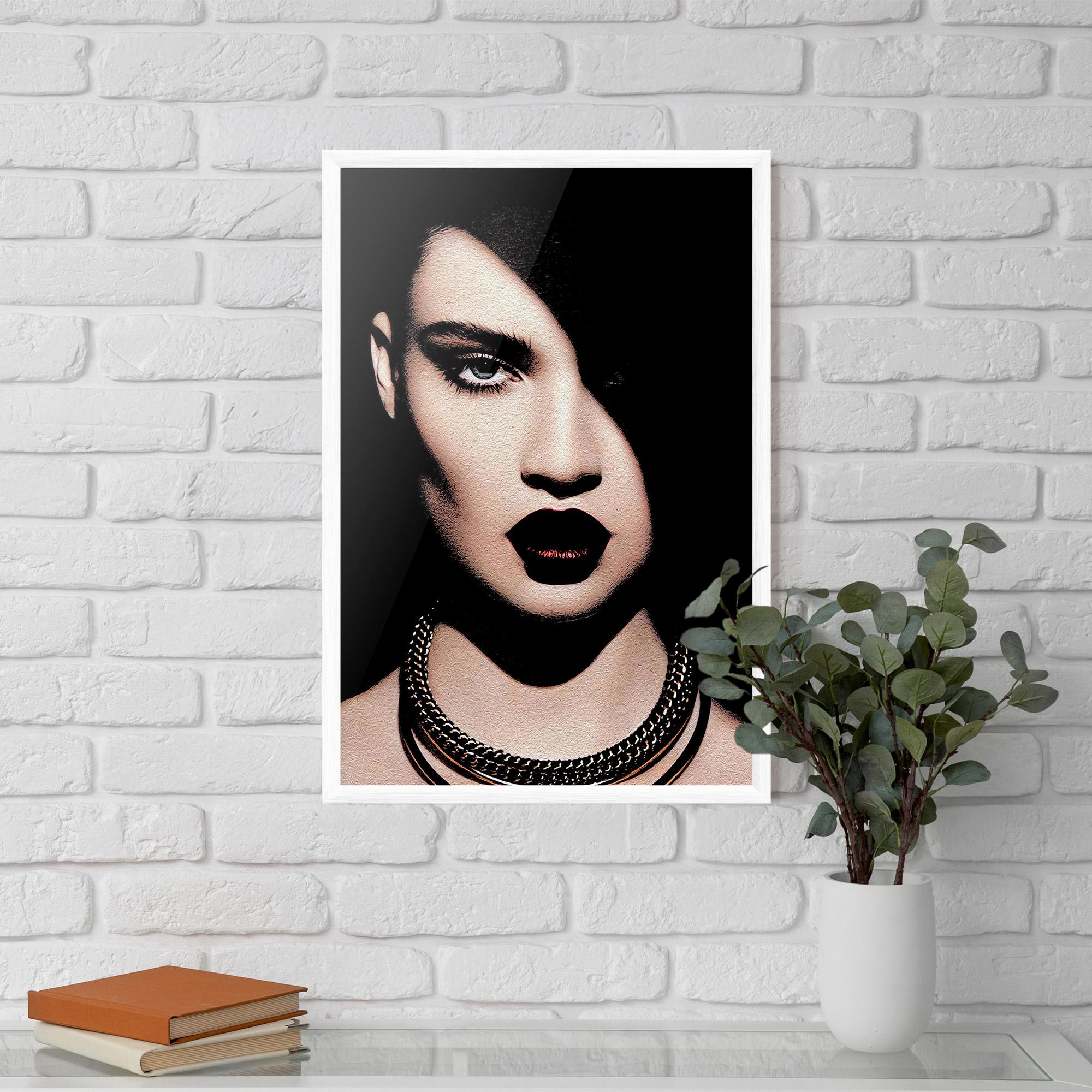 Poster Înrămat Gold Necklace mockup 5