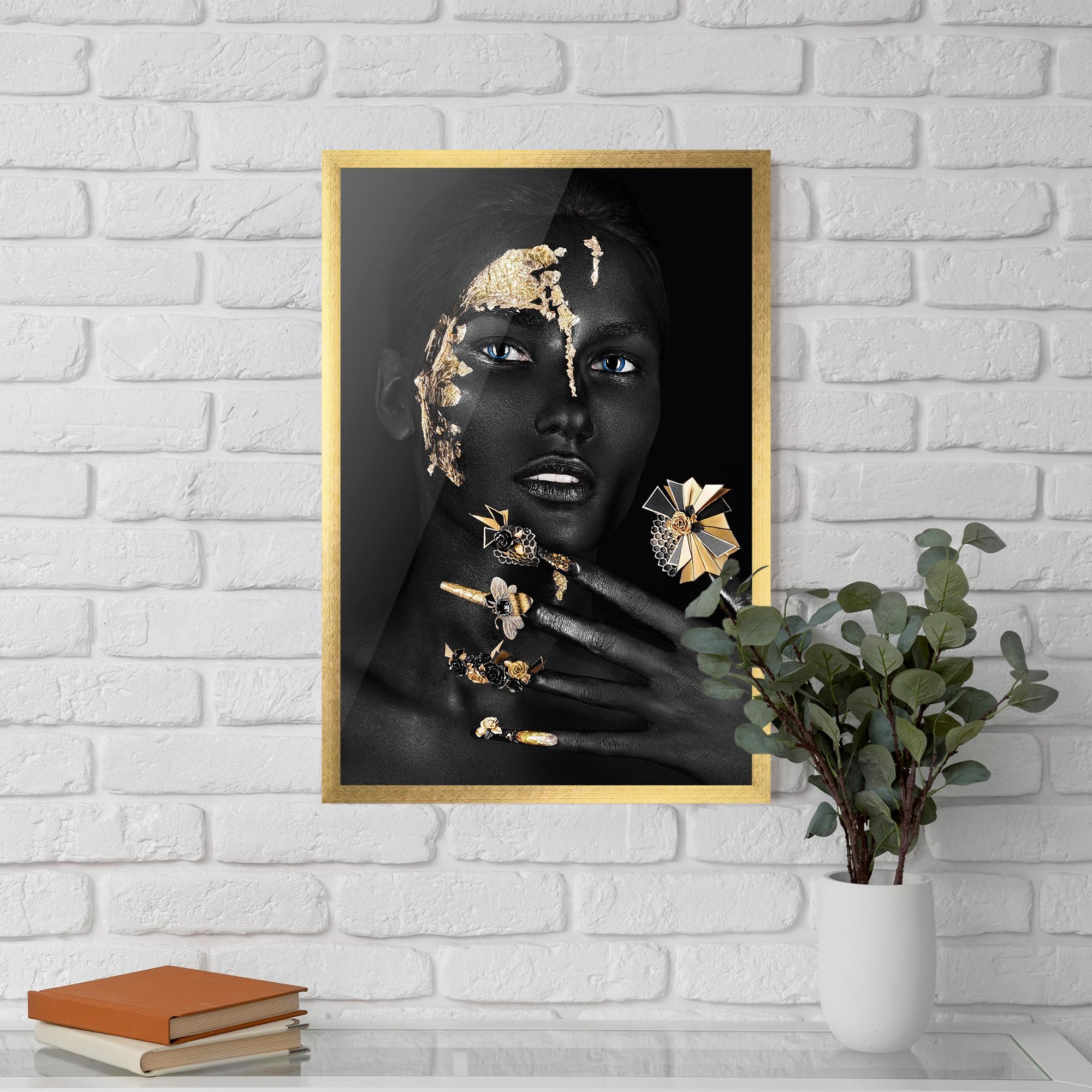 Poster Înrămat Black Art Makeup mockup 5