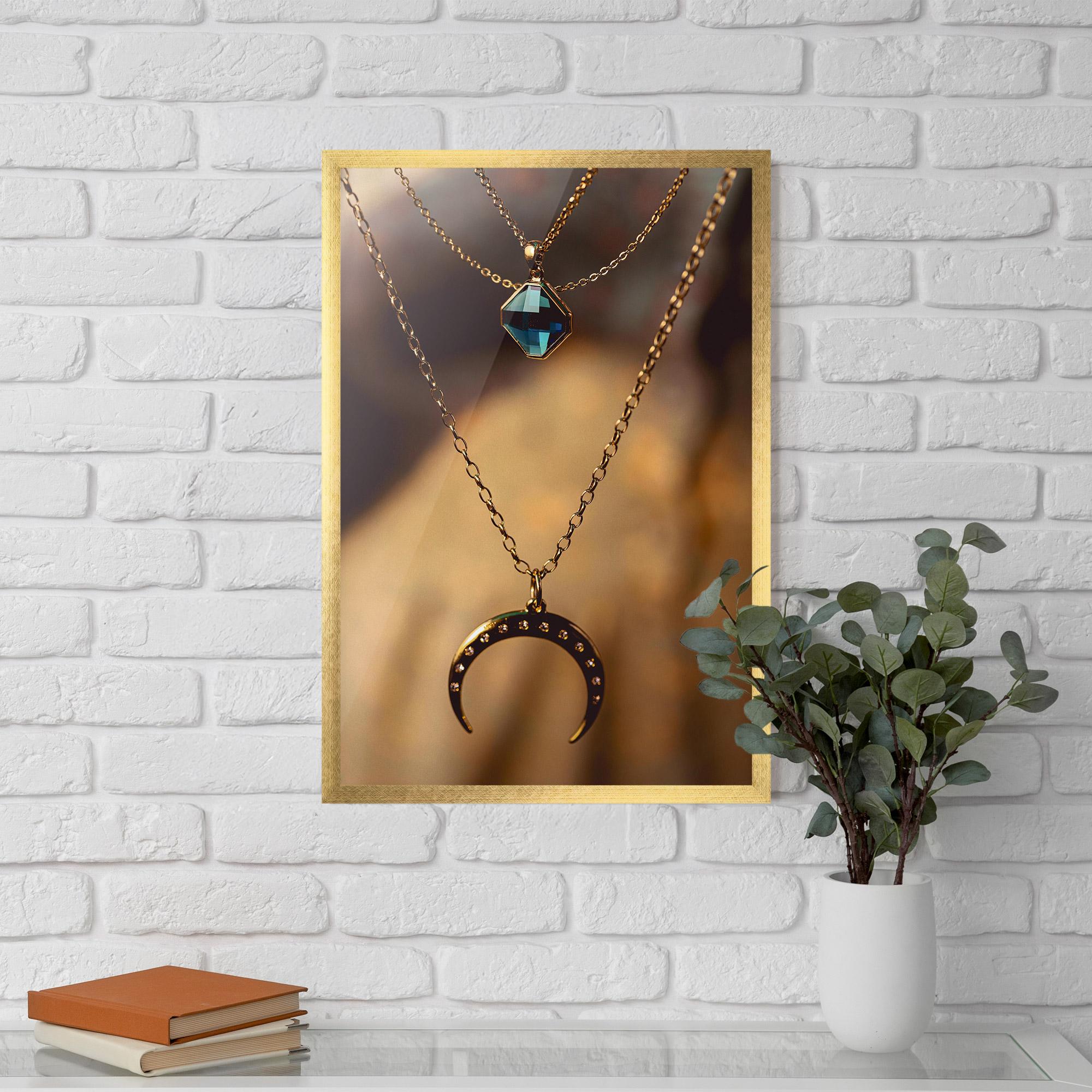 Poster Înrămat Moon Blue Necklace mockup 5