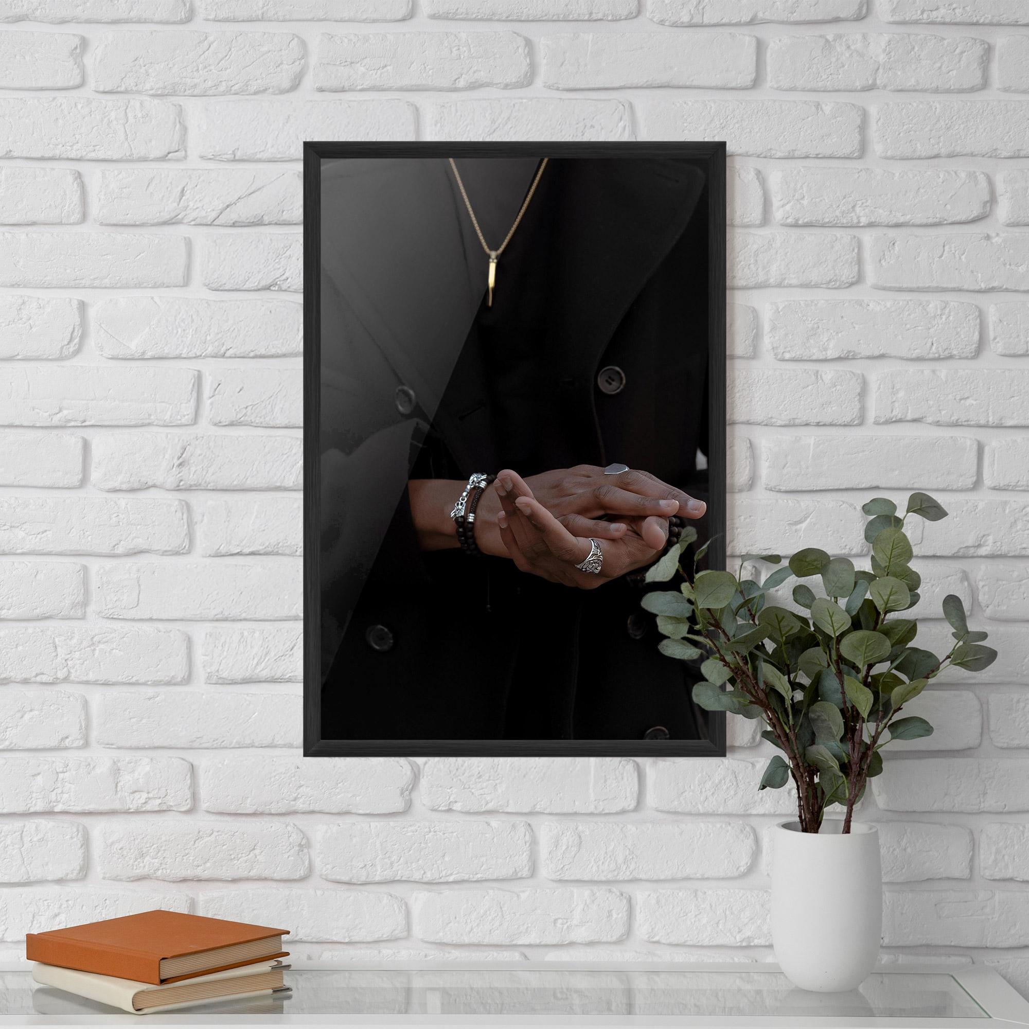 Poster Înrămat Man Accessories mockup 5