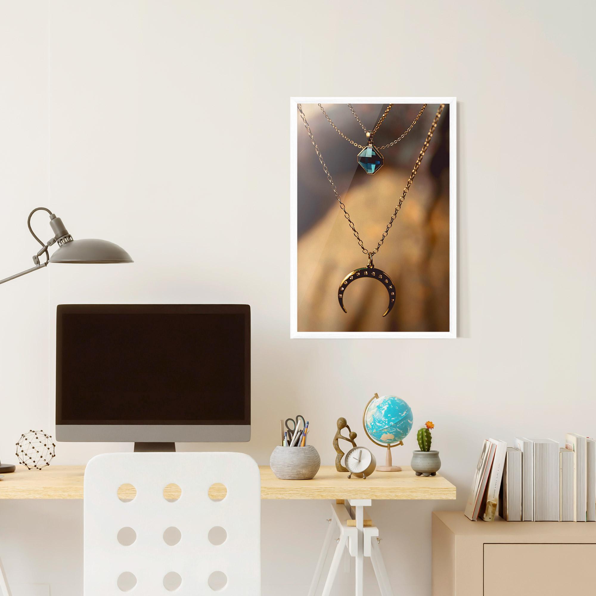 Poster Înrămat Moon Blue Necklace mockup 6