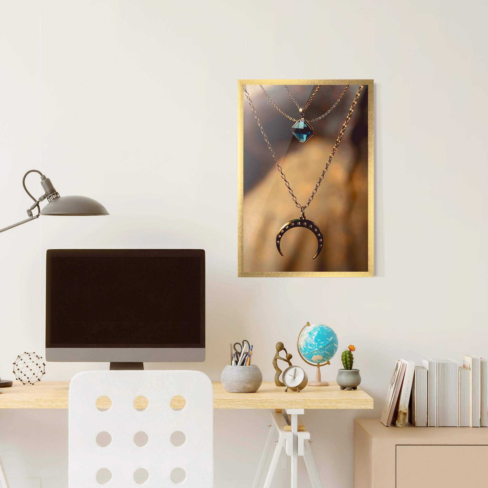 Poster Înrămat Moon Blue Necklace mockup 6