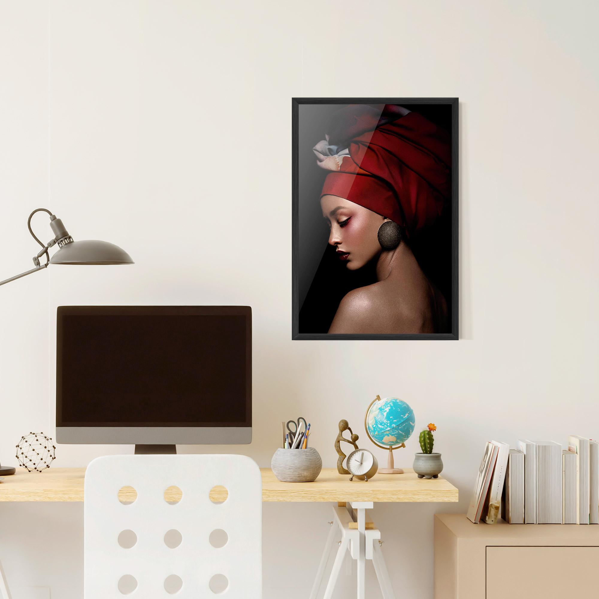 Poster Înrămat Big Circle Earring mockup 6