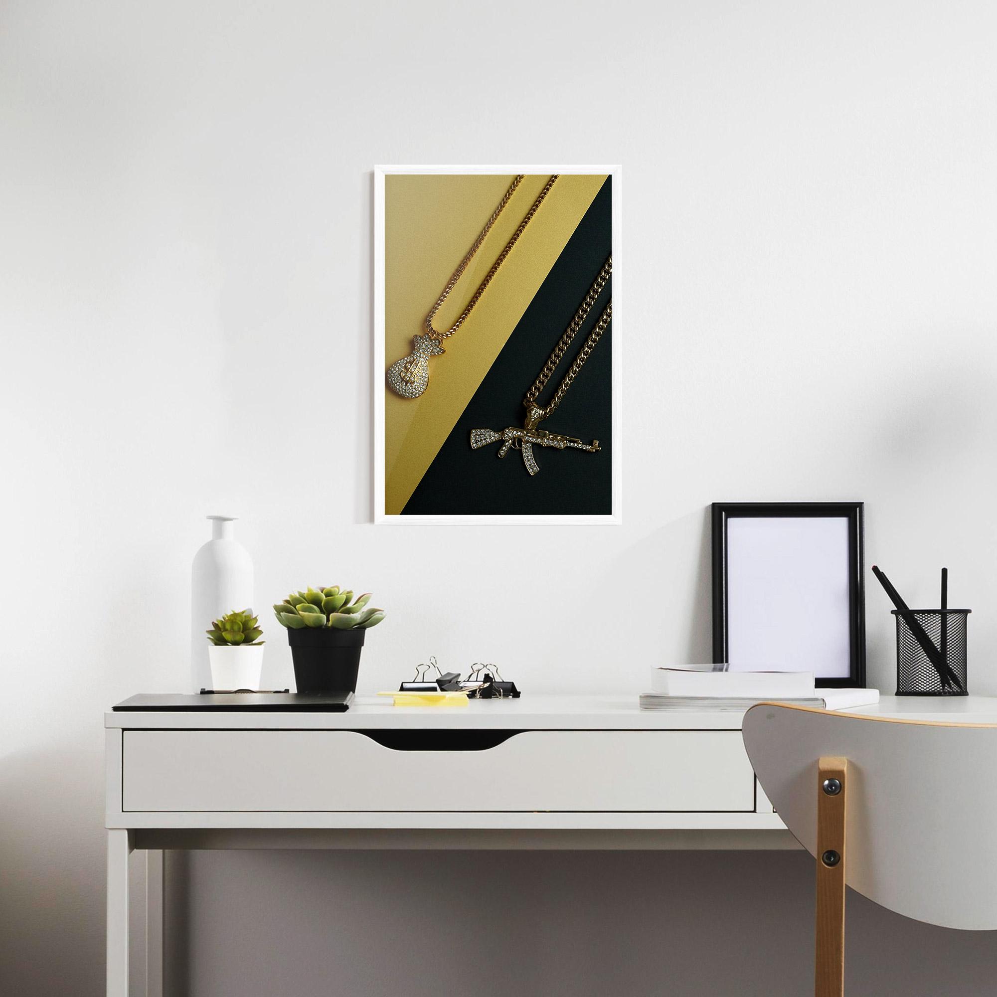 Poster Înrămat Gun Neckace mockup 7