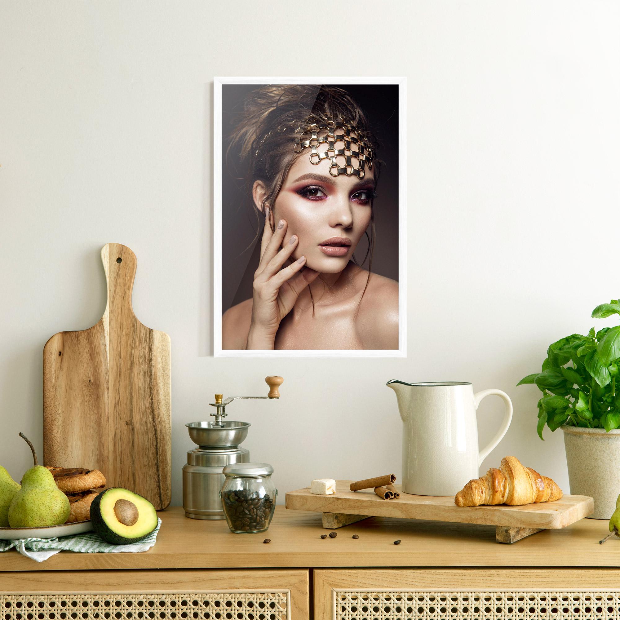 Poster Înrămat Head Accessory mockup 8