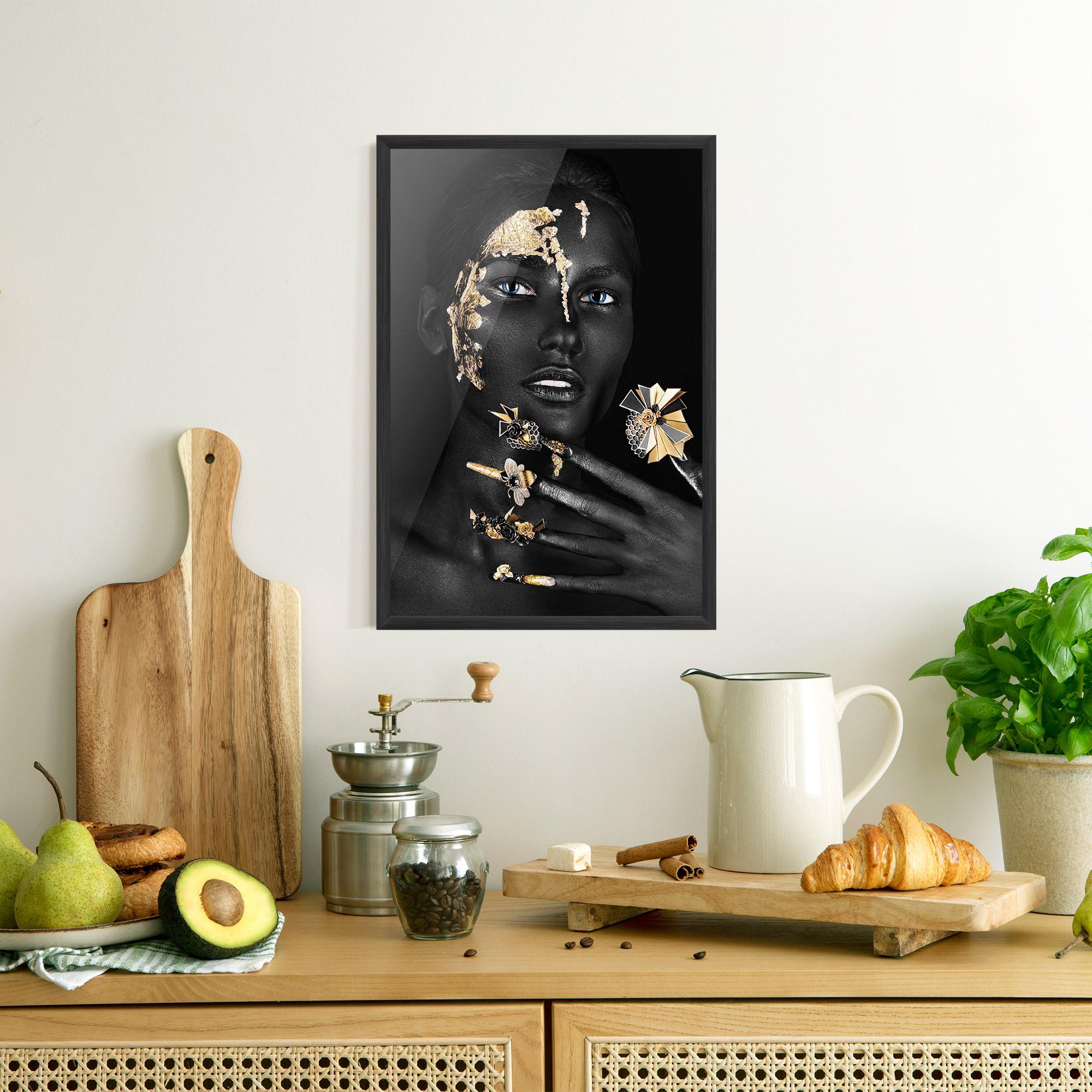 Poster Înrămat Black Art Makeup mockup 8