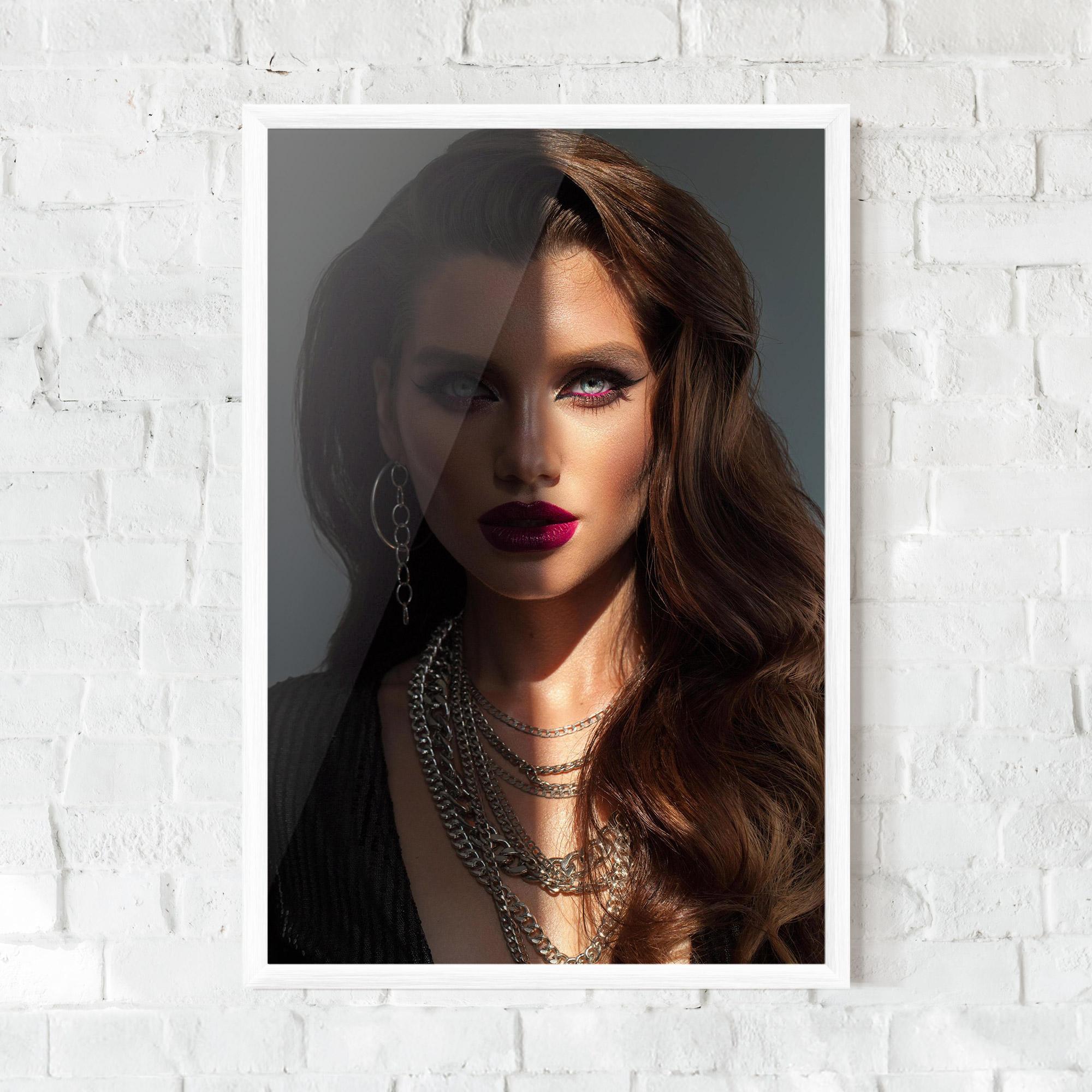 Poster Înrămat Model Makeup mockup 0