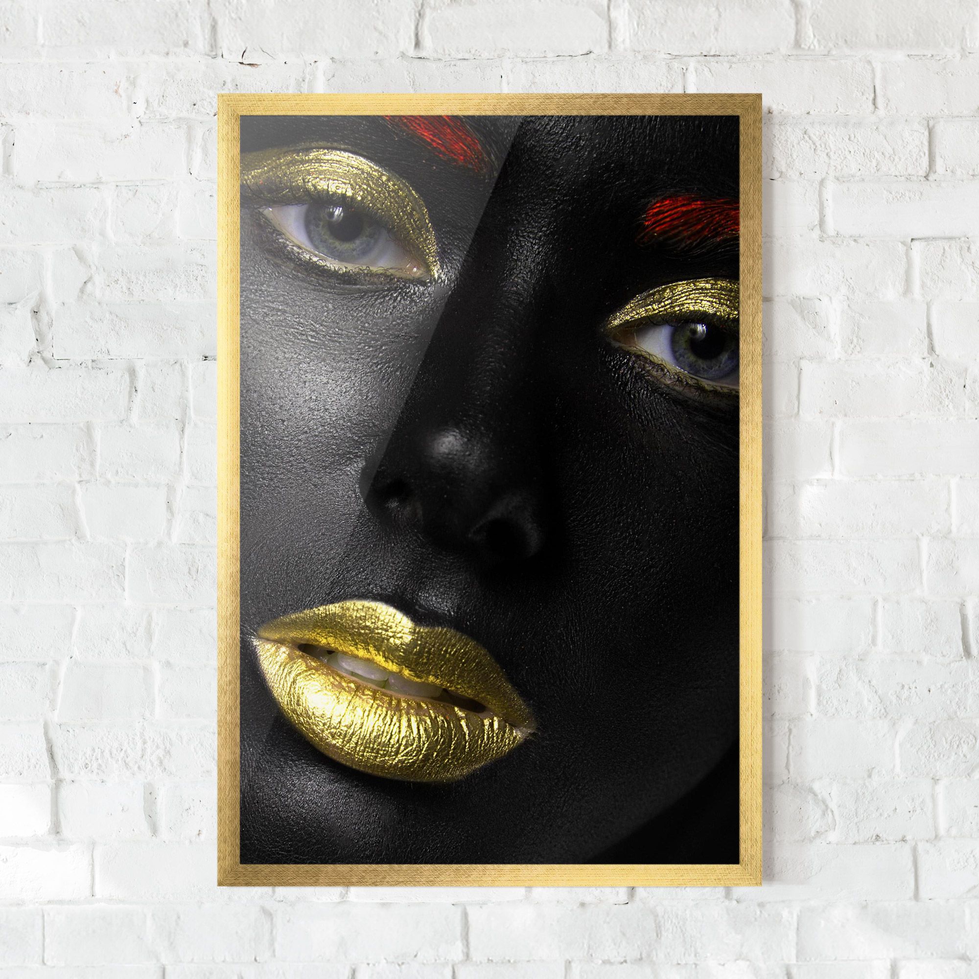 Gold Make Up And Lips mockup 0