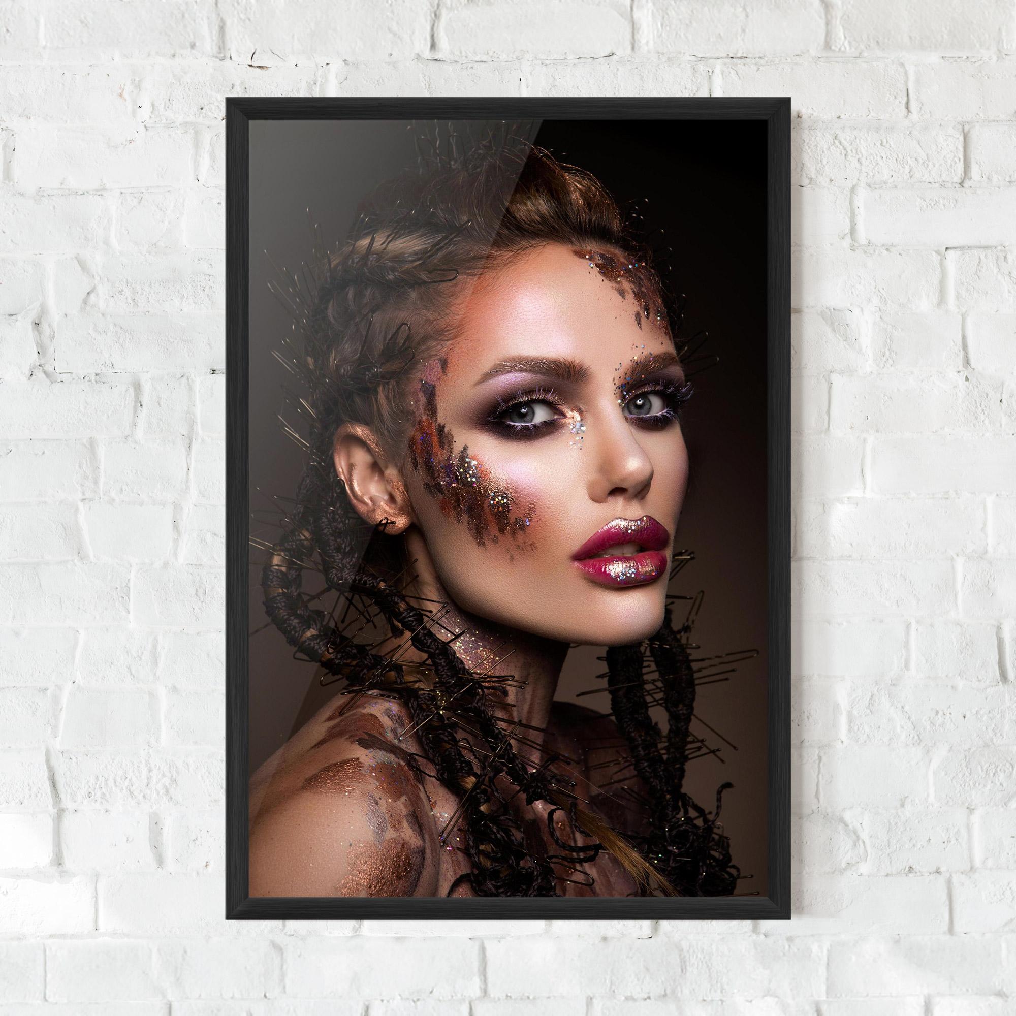 Poster Înrămat Purple Eyelashes mockup 0