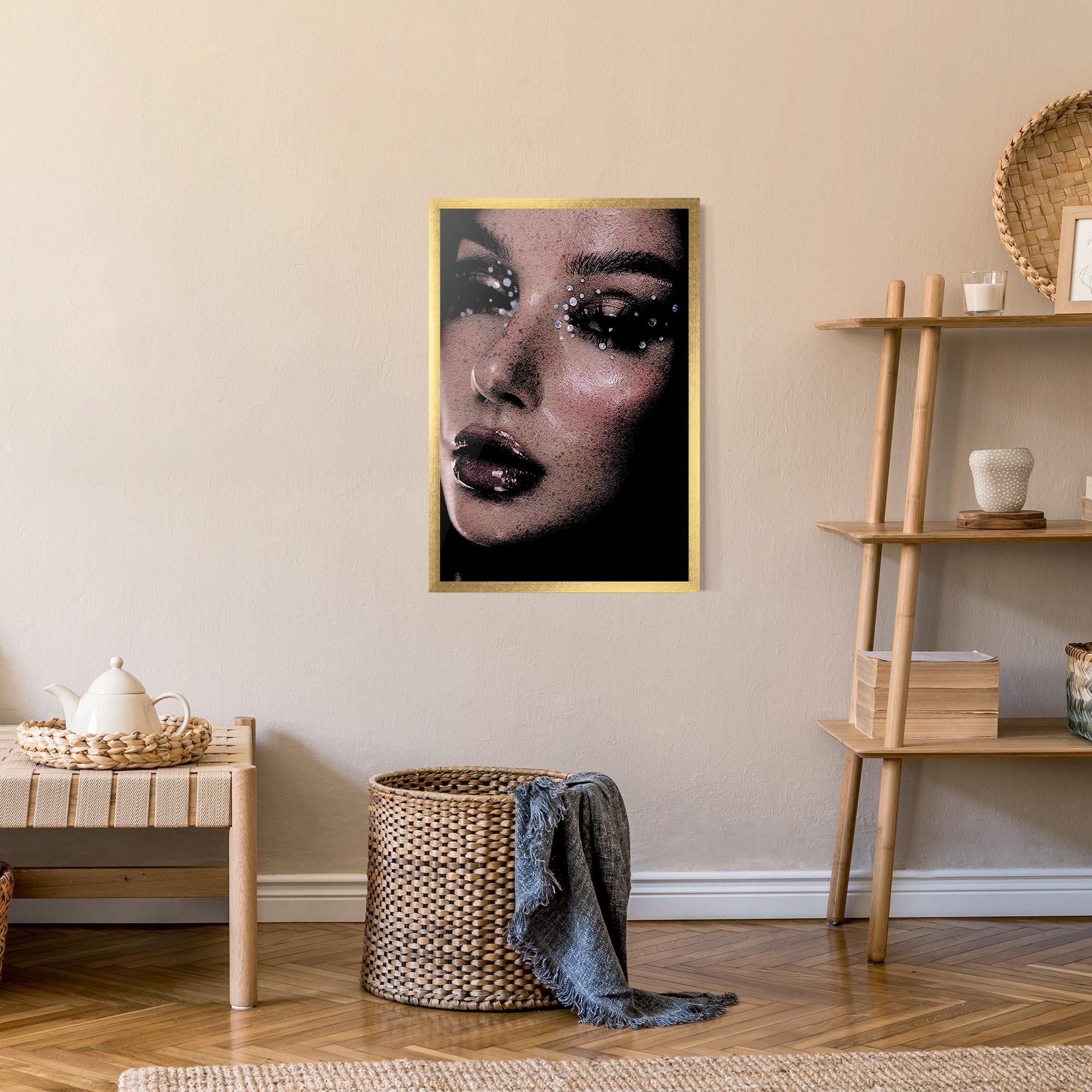 Poster Înrămat Pretty Crystal Makeup mockup 9