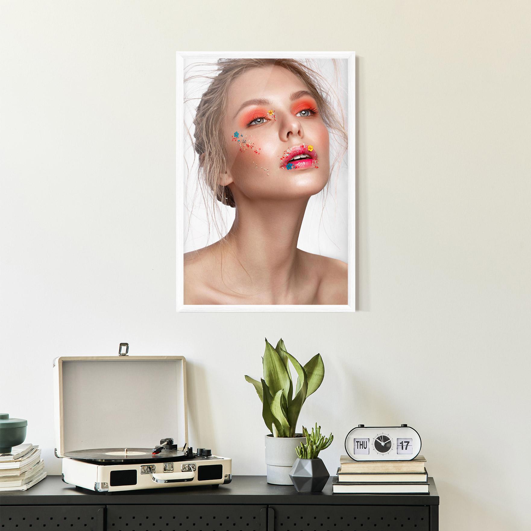 Poster Înrămat Lips Flower mockup 2