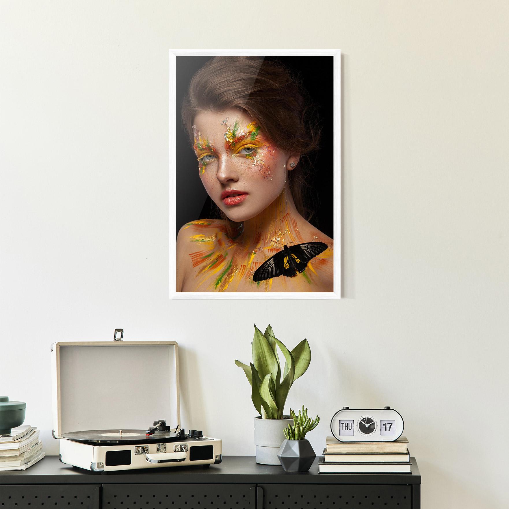 Poster Înrămat Yellow Butterfly Makeup mockup 2