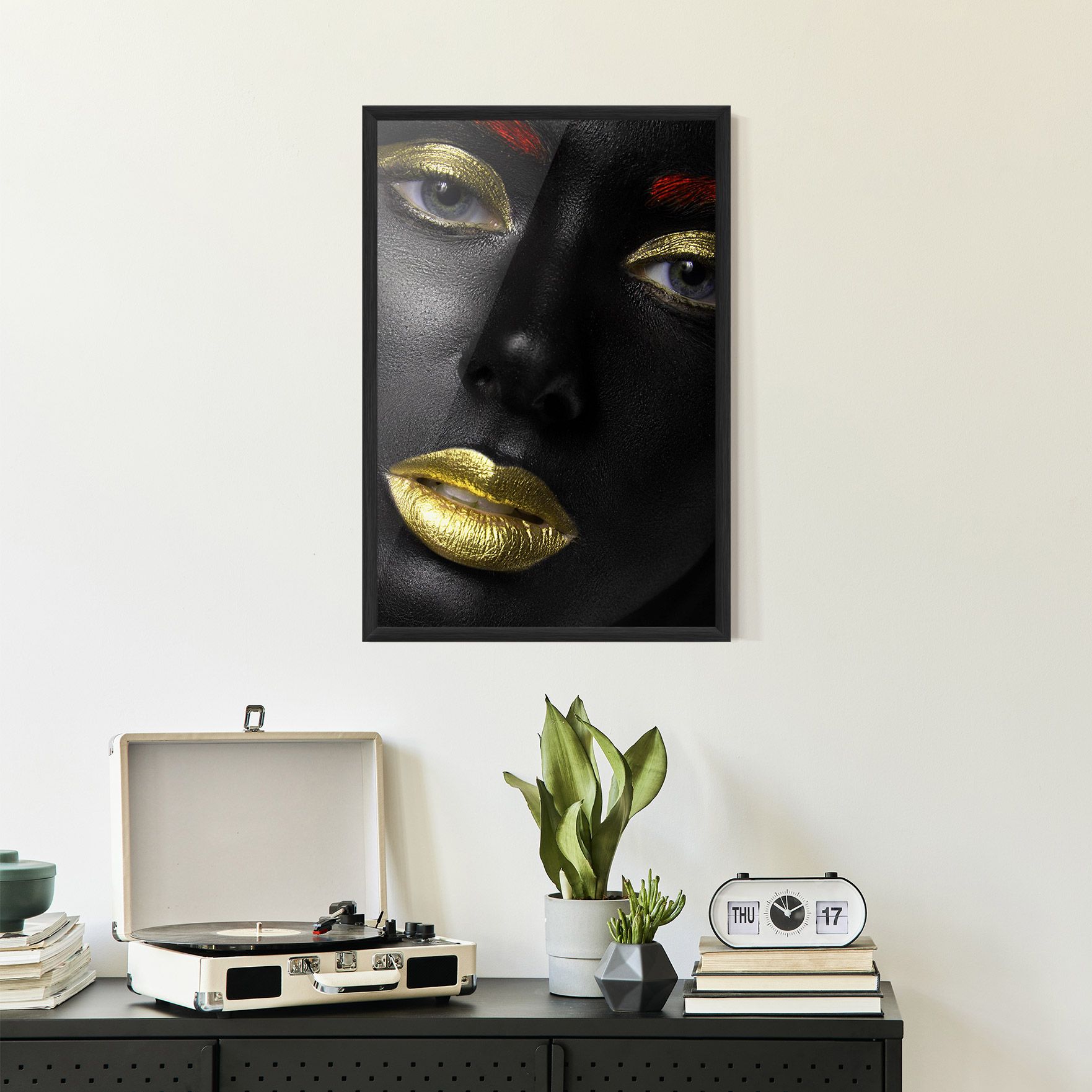 Gold Make Up And Lips mockup 2