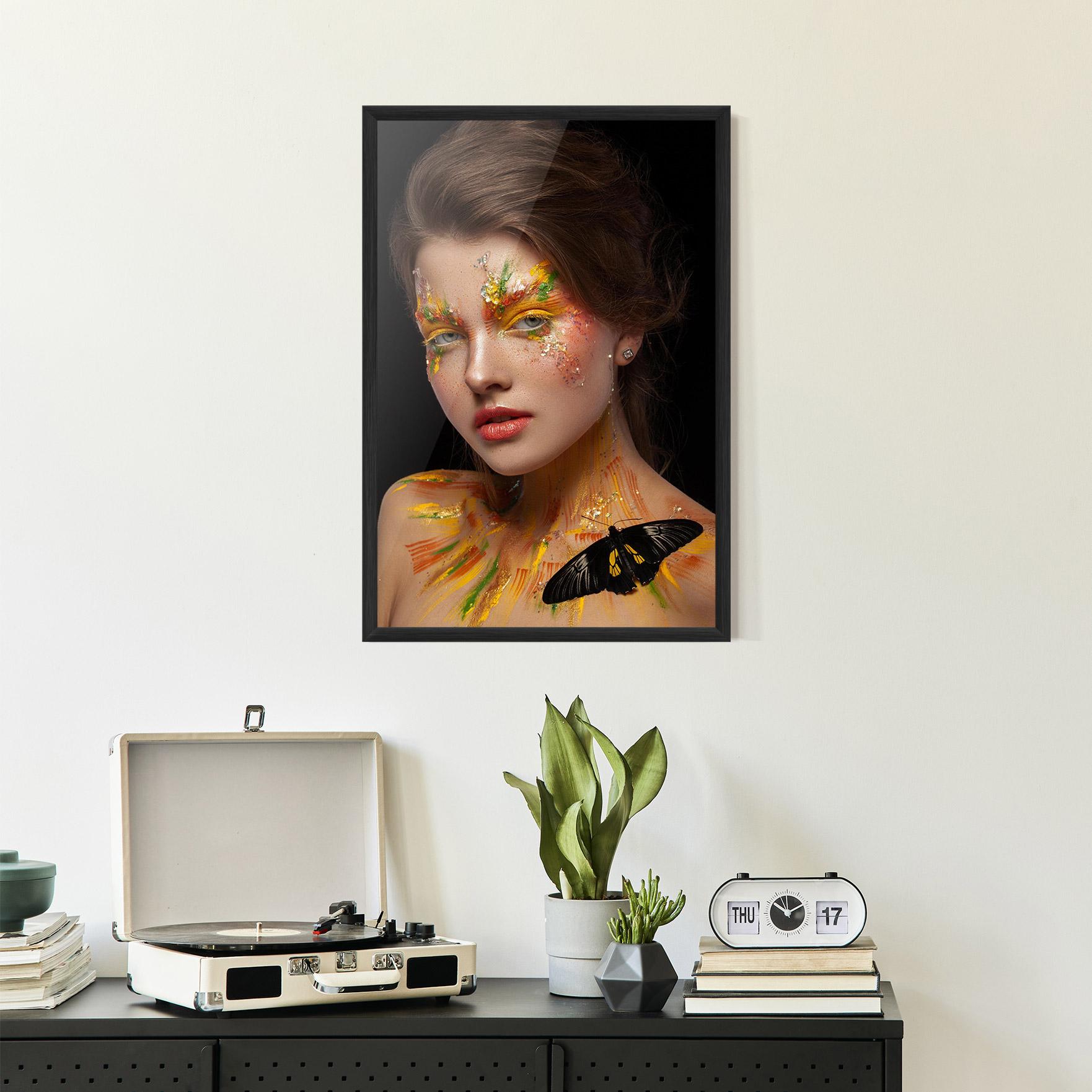 Poster Înrămat Yellow Butterfly Makeup mockup 2