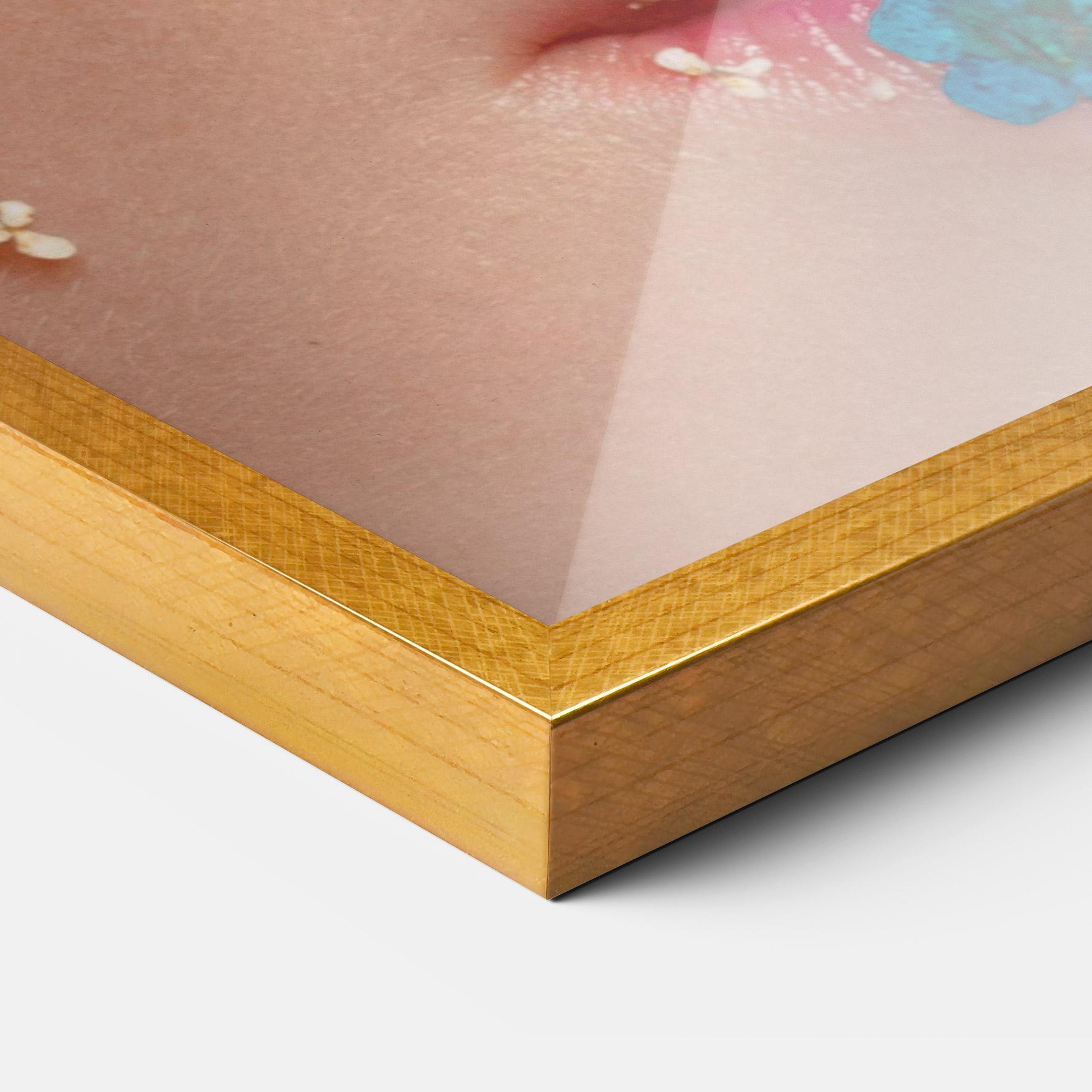 Poster Înrămat Pretty Orange Make Up mockup 3