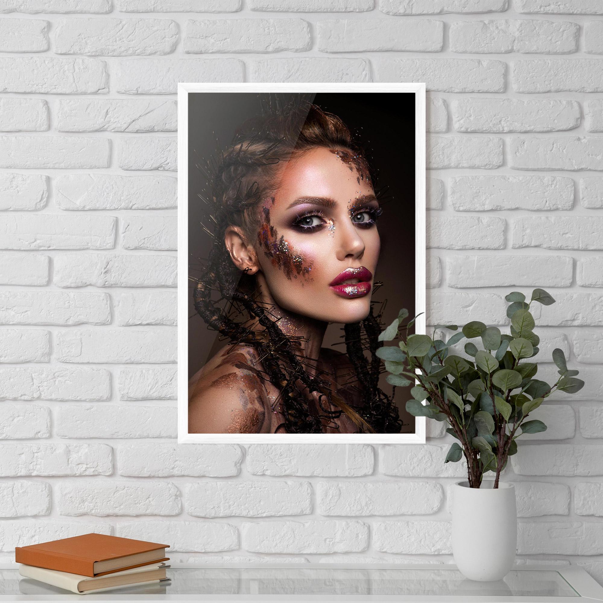 Poster Înrămat Purple Eyelashes mockup 5