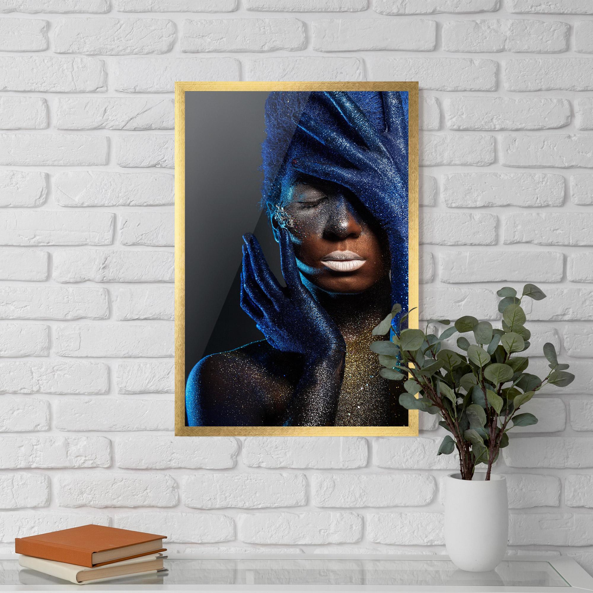 Poster Înrămat Blue Hair Hands mockup 5