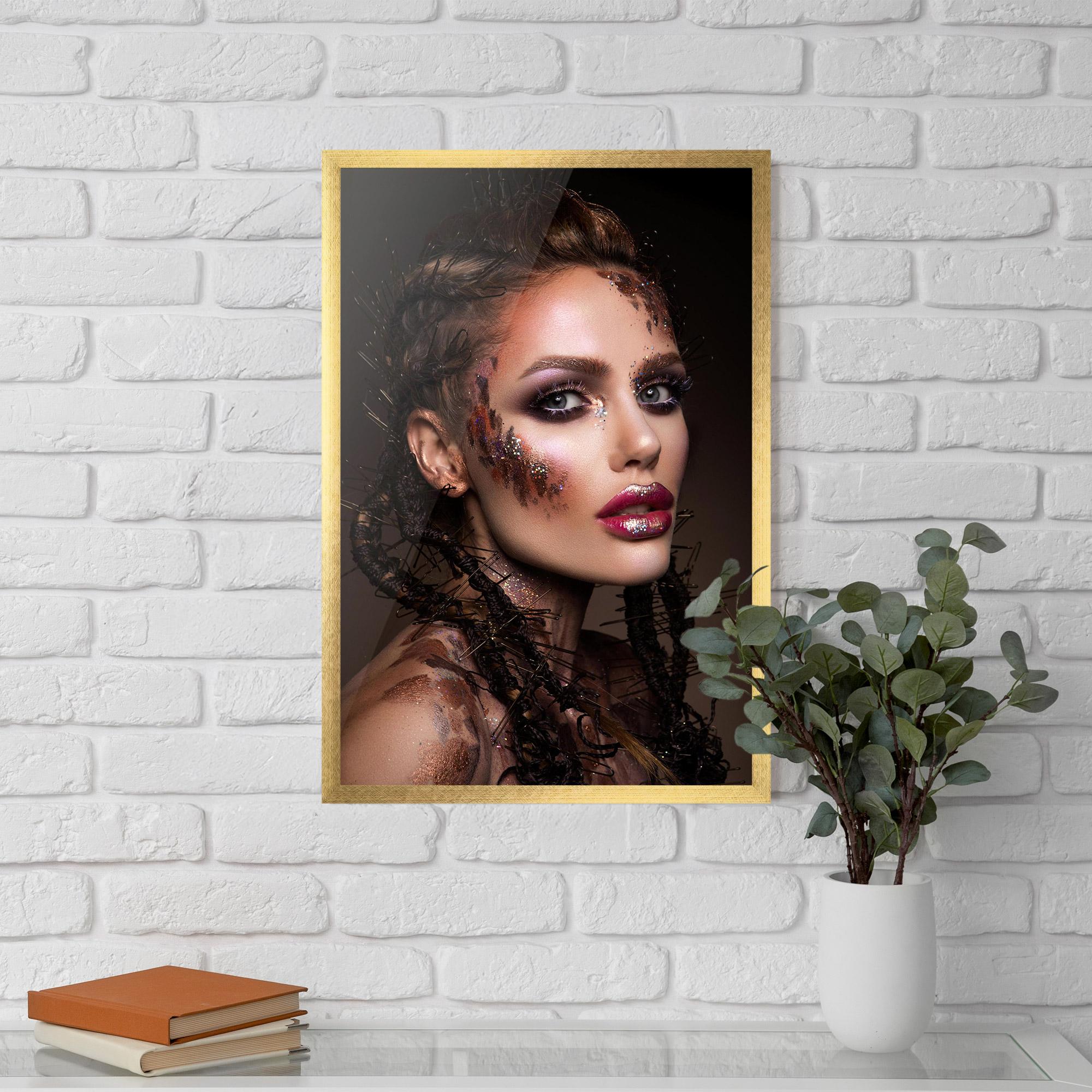 Poster Înrămat Purple Eyelashes mockup 5