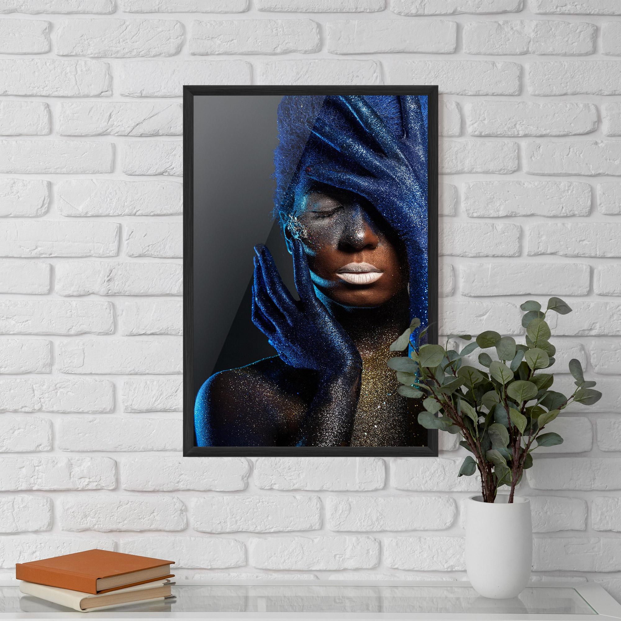 Poster Înrămat Blue Hair Hands mockup 5