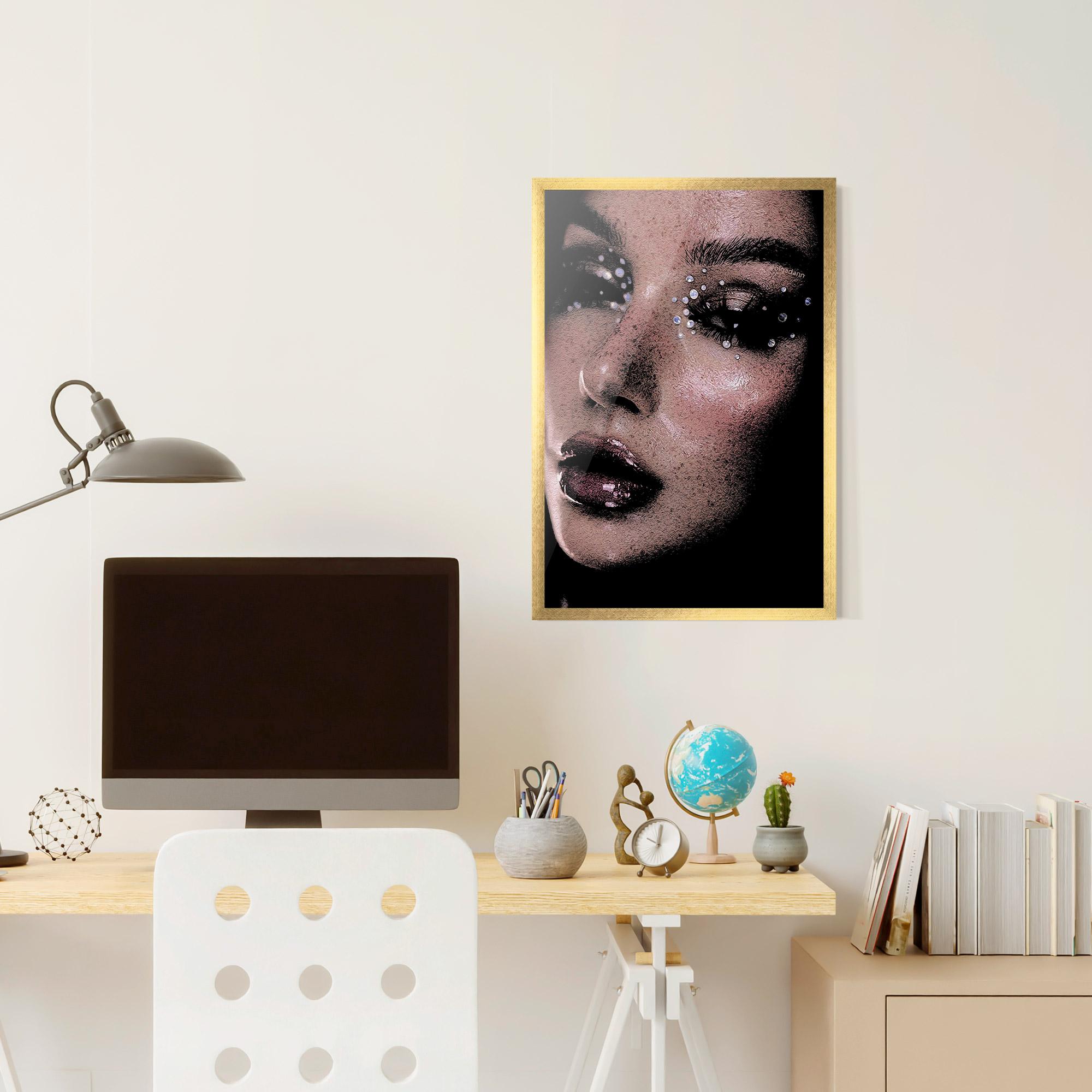 Poster Înrămat Pretty Crystal Makeup mockup 6