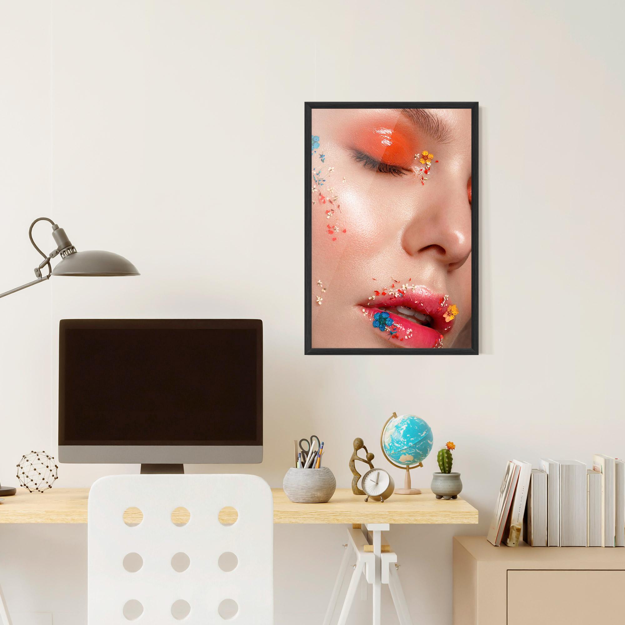 Poster Înrămat Pretty Orange Make Up mockup 6