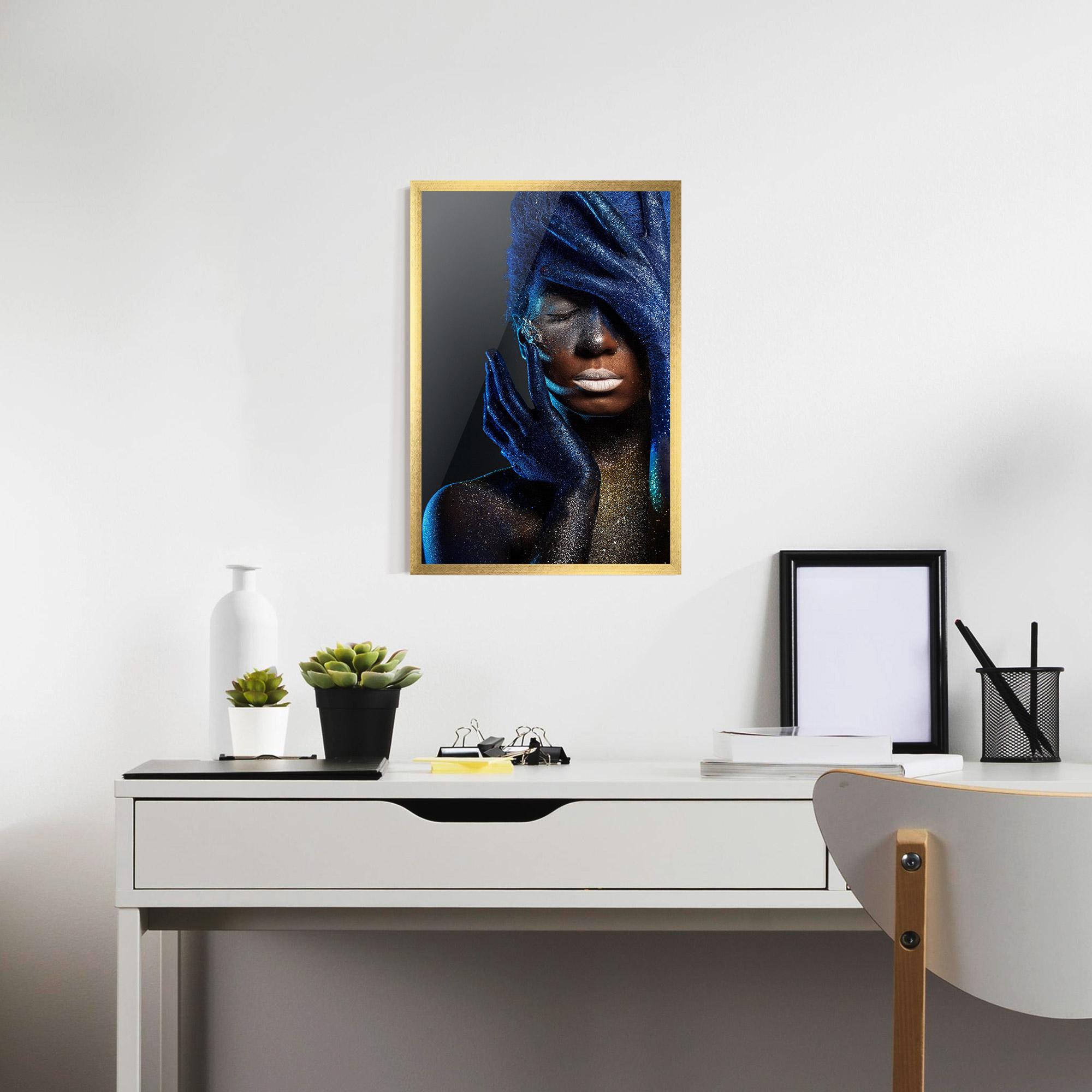 Poster Înrămat Blue Hair Hands mockup 7