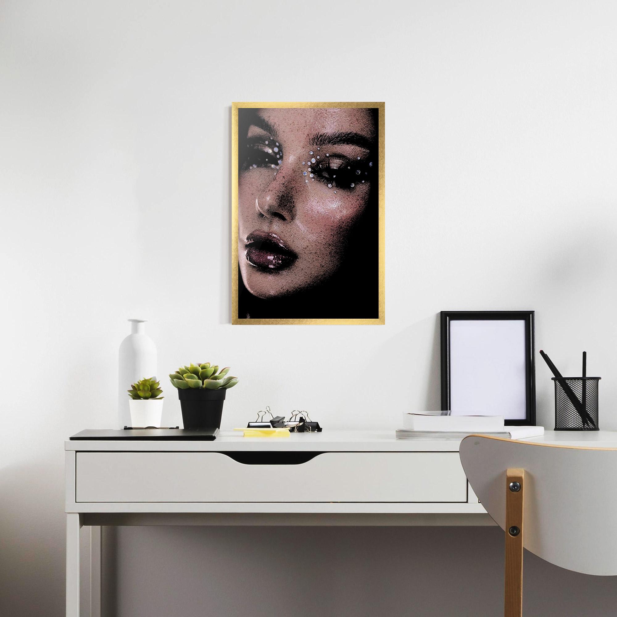 Poster Înrămat Pretty Crystal Makeup mockup 7