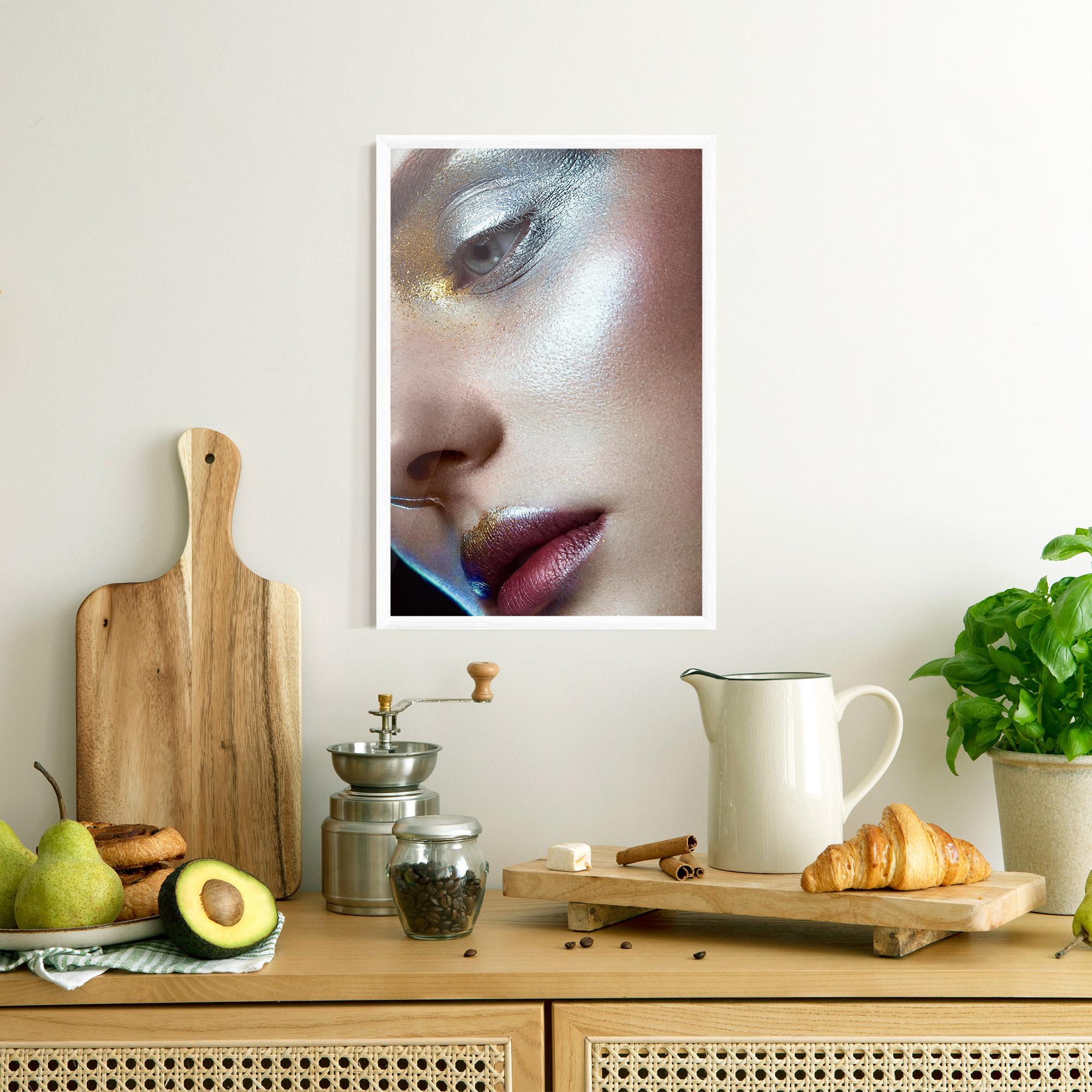 Poster Înrămat Golden Silver Makeup mockup 8